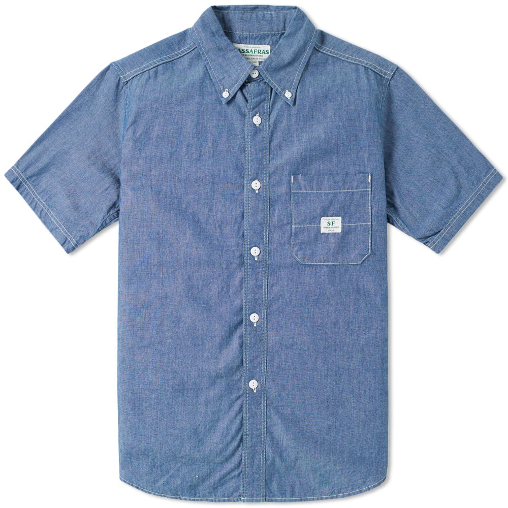 A concept that goes far beyond garden attire, Sassafras takes unique elements of workwear and creates functional, comfortable and heavy duty clothing. A niche Japanese label that started out in 2004, has now established itself in rich clothing intended for garden use – although it works just as well as part of a stylish, durable wardrobe. The Green Thumb Shirt is Sassafras' take on a classic button-down Oxford, simplistically styled with button cuffs and a single pocket to the chest.

100% Cotton
Button Cuffs
Single Chest Pocket
Sassafras Pocket Tag
Button Down Collar
Made in Japan