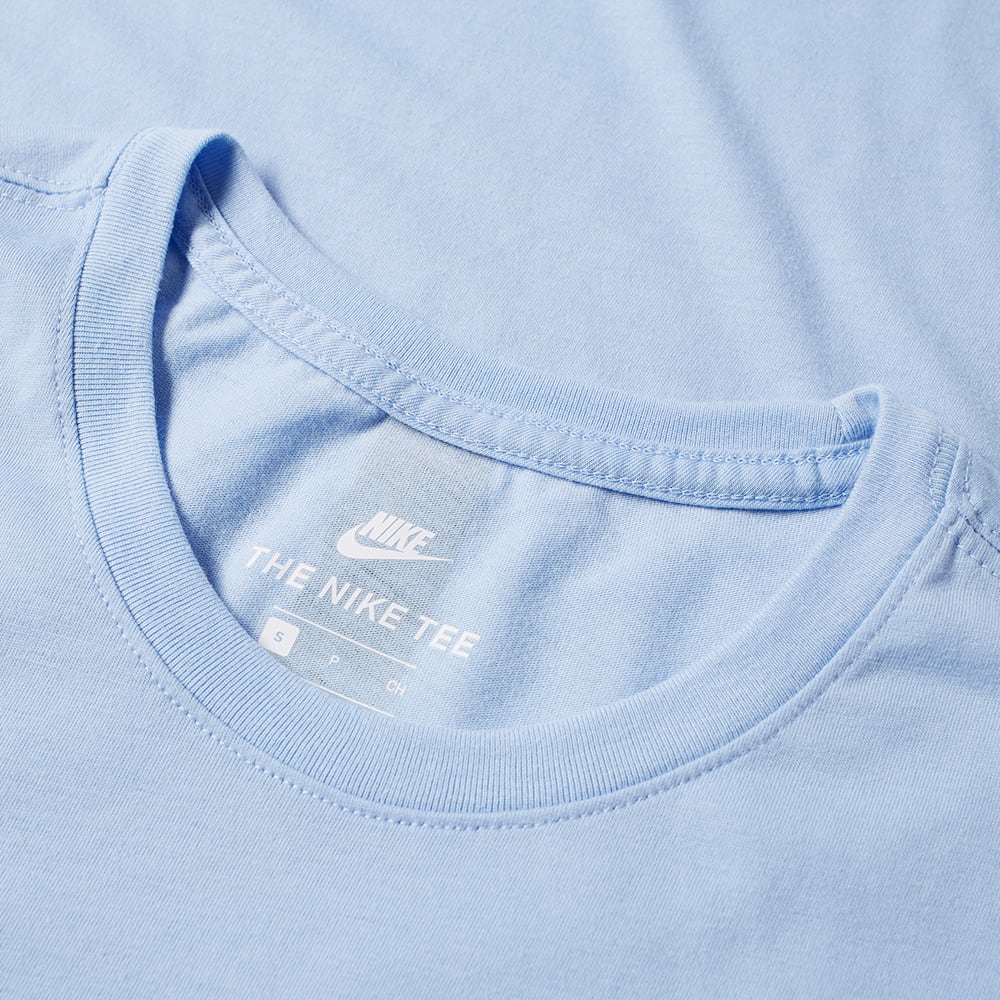 futura tee nike