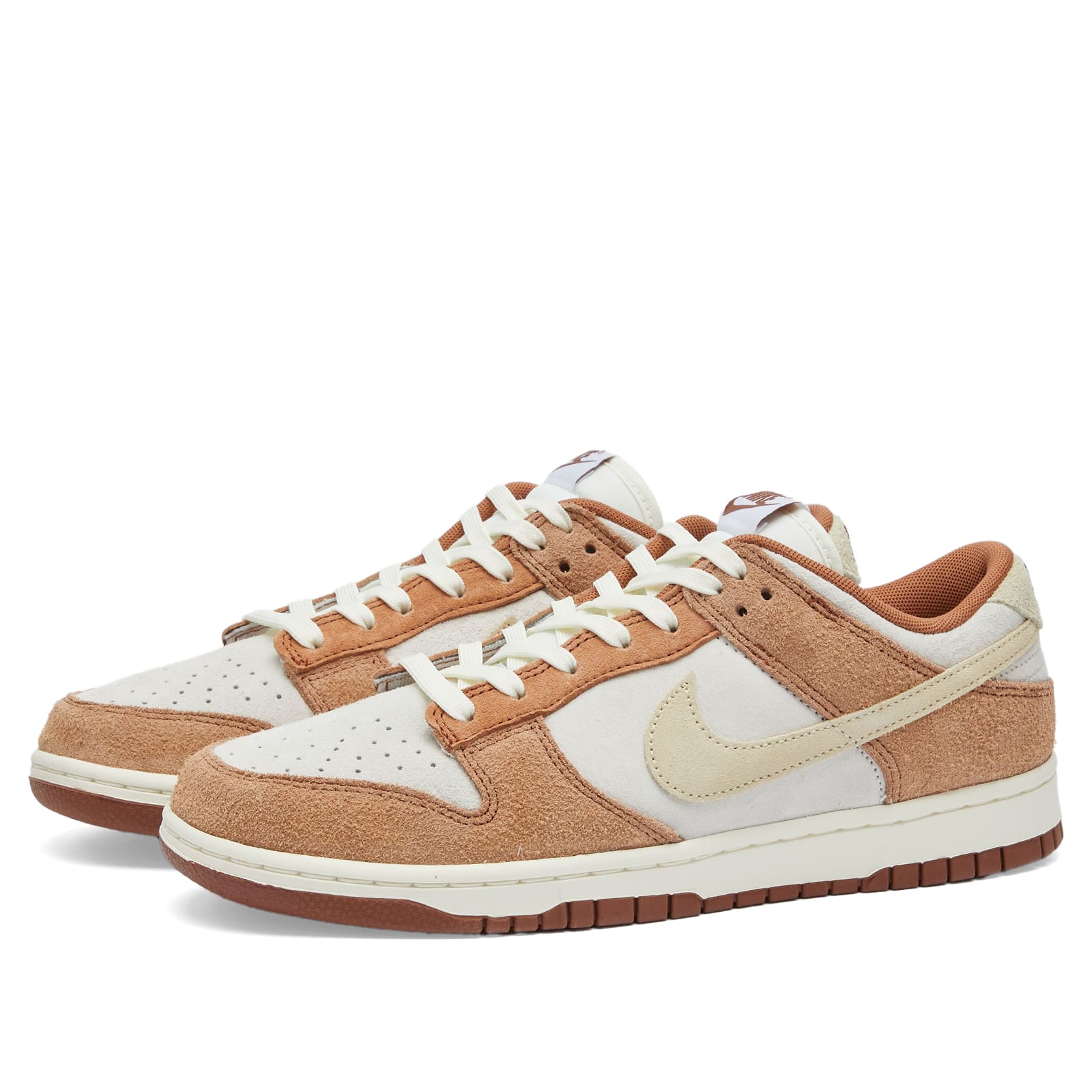 Nike Dunk Low Retro Premium in Sail/Fossil/Medium Curry - DD1390-100-END