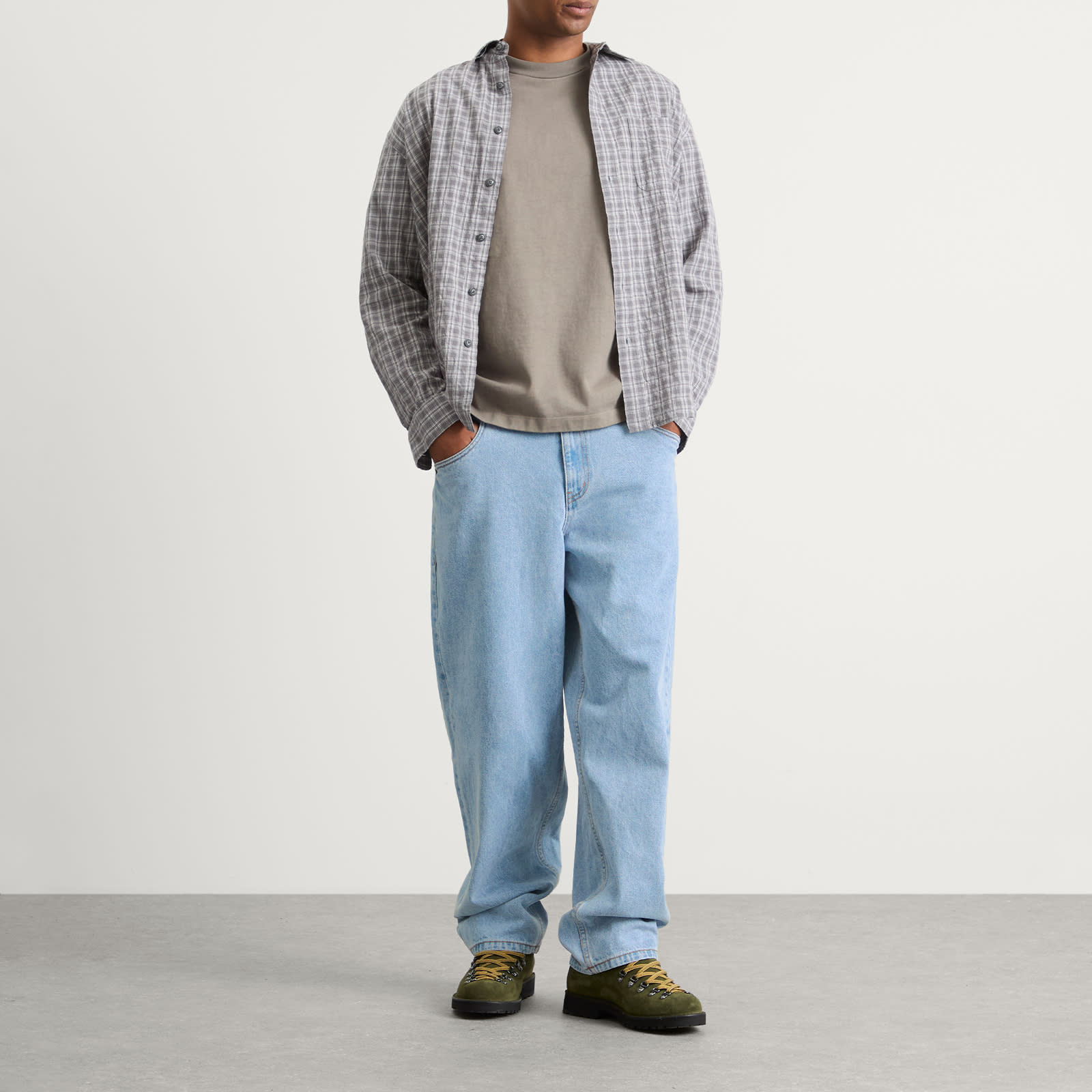 https://media.endclothing.com/media/catalog/product/3/0/30-06-2025-BLR_DIMESU2511-BLU_m8_1.jpg