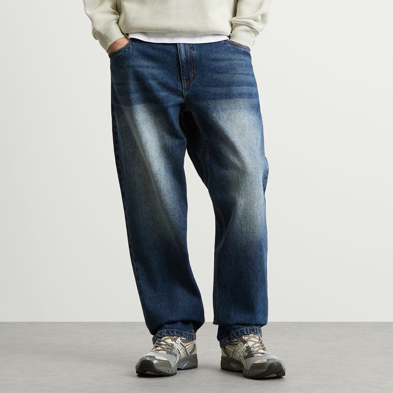 https://media.endclothing.com/media/catalog/product/3/0/30-06-2025-BLR_DIMESU2512-IND_6_1.jpg