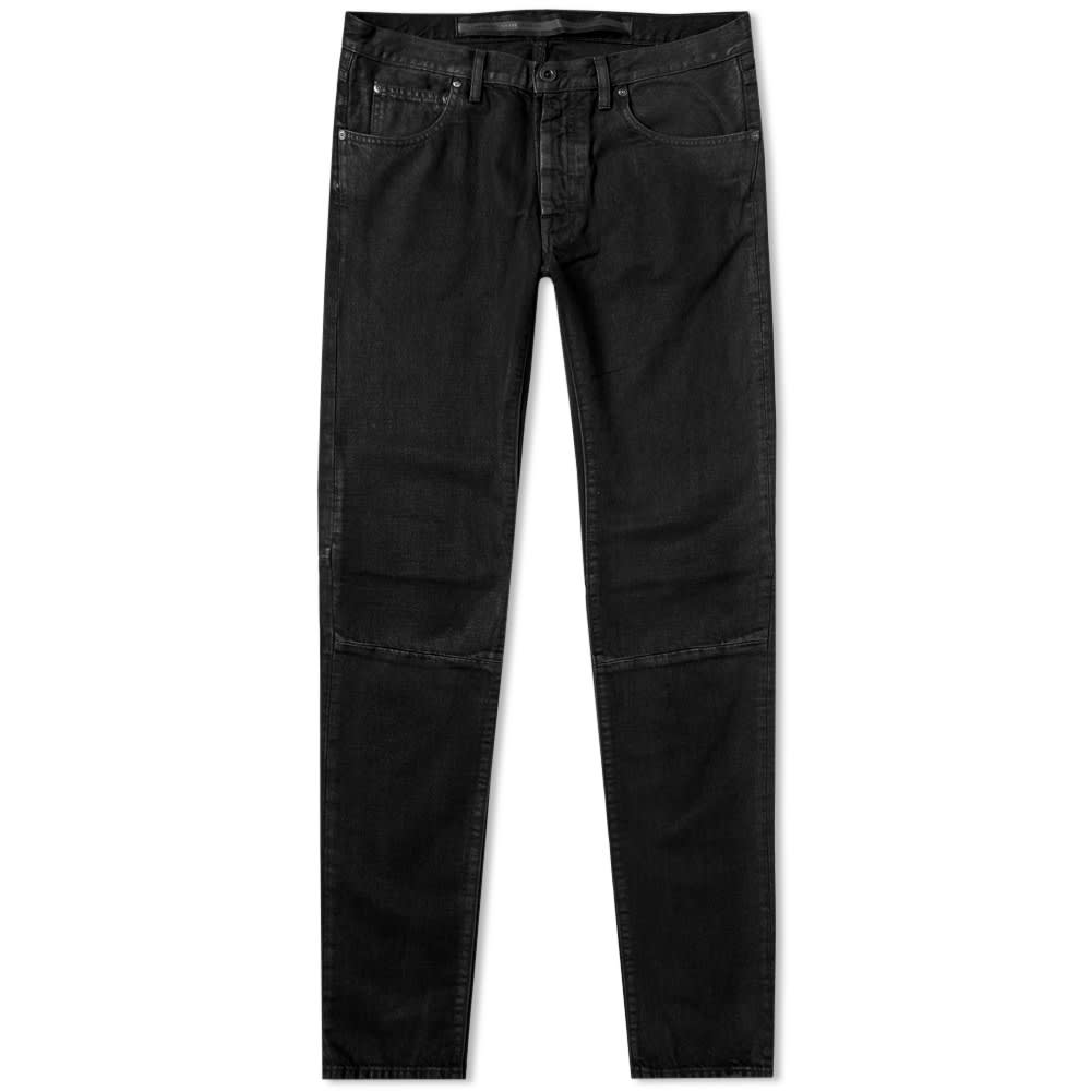 Made in Italy and designed in LA, this transatlantic pair of denim jeans from Unravel Project boast a robust, waxed appearance this season. Secured with a buttoned fly, this black pair are kitted out with a total of five functional pockets and their durable construction renders them a go-to pair, sure to be stylish for many seasons to come.

100% Cotton
Waxed Denim
Button Fly
5 Pocket Set Up
Made in Italy
