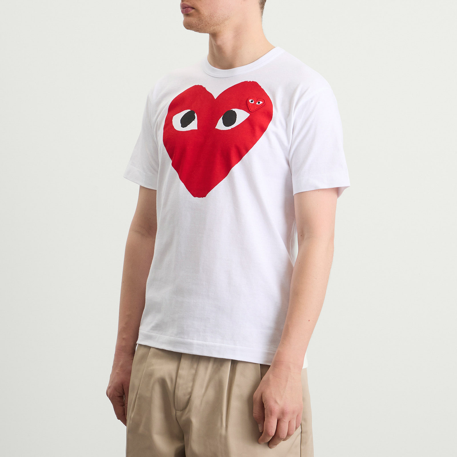https://media.endclothing.com/media/catalog/product/B/R/BR_AX-T026-051-1_6_1.jpg