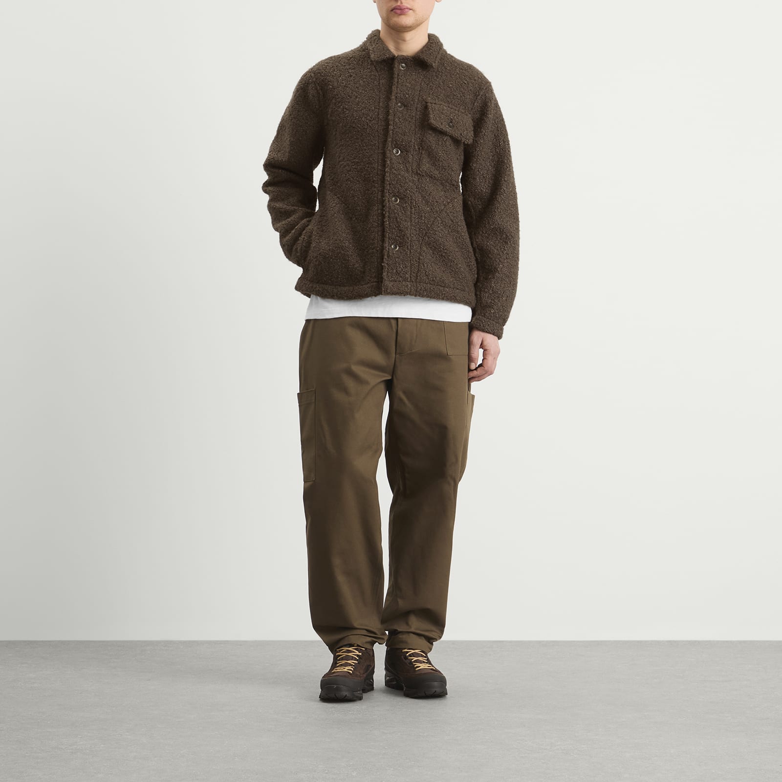 Café Mountain Men's Curly Boxy Explorers Jacket Moss - Curated Menswear