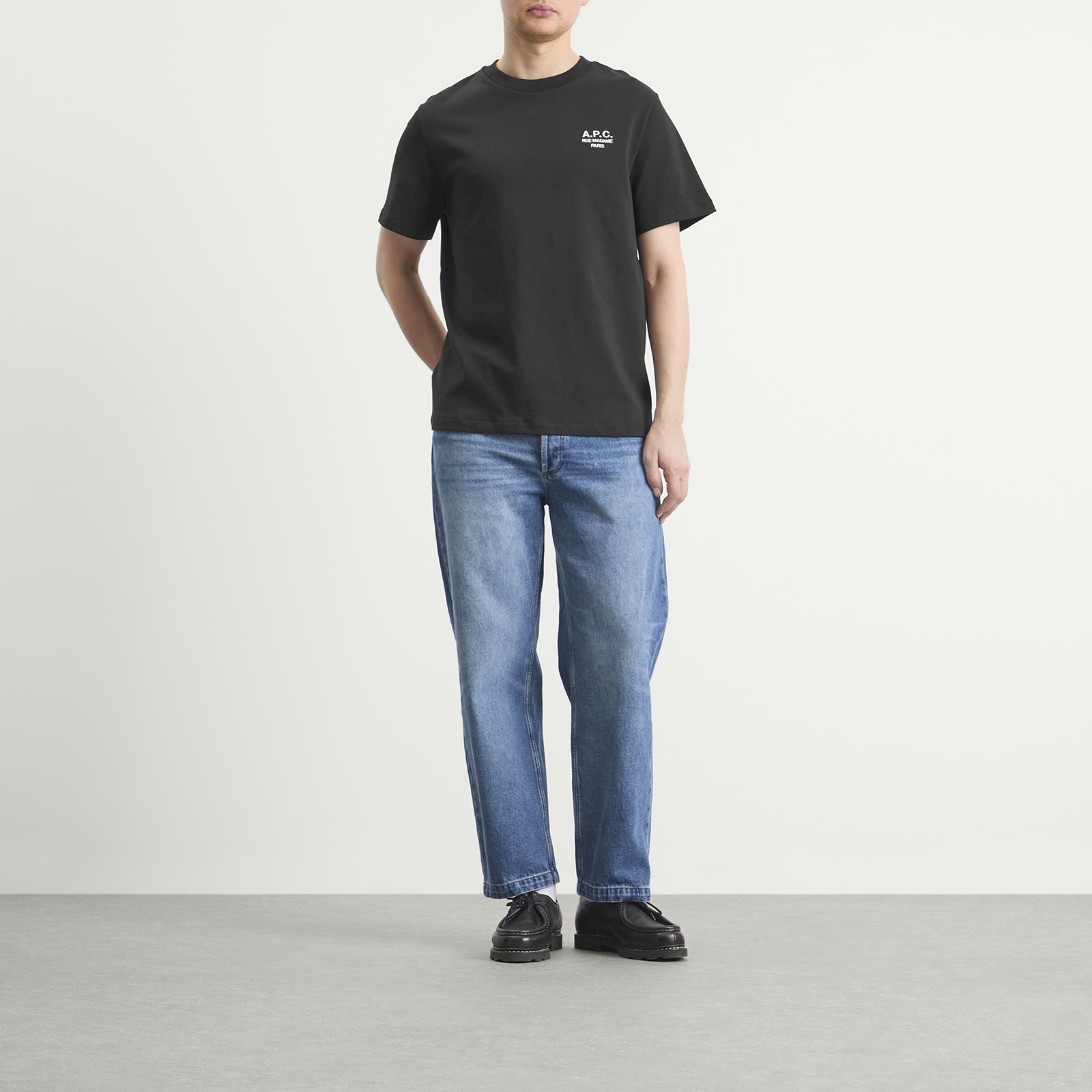 https://media.endclothing.com/media/catalog/product/B/R/BR_COHBU-M26388-TZC_m8_1.jpg