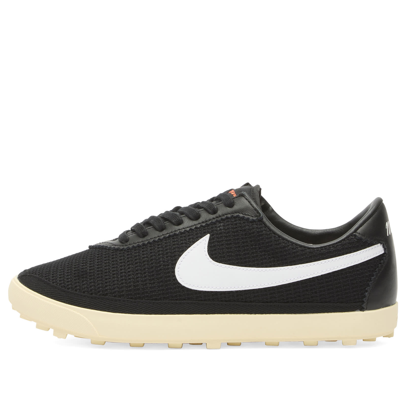 Nike Astrograbber Txt Sneaker in Black/White - II1248-001