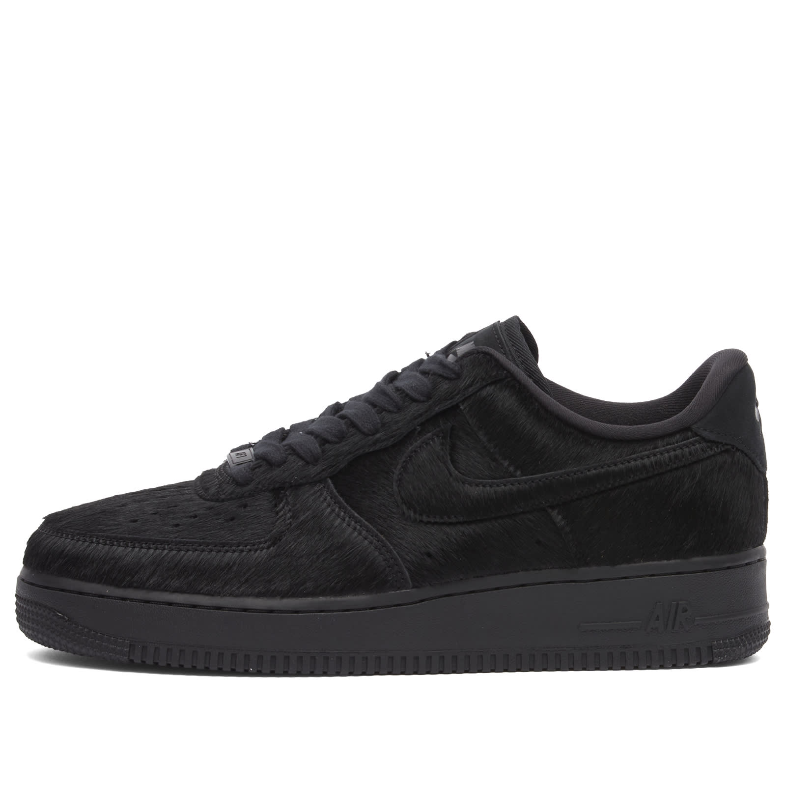スニーカー Nike Air Force 1 '07 Pony Hair W Sneaker ポニーヘアを配したナイキ エアフォース 1 “ポニー”が発売