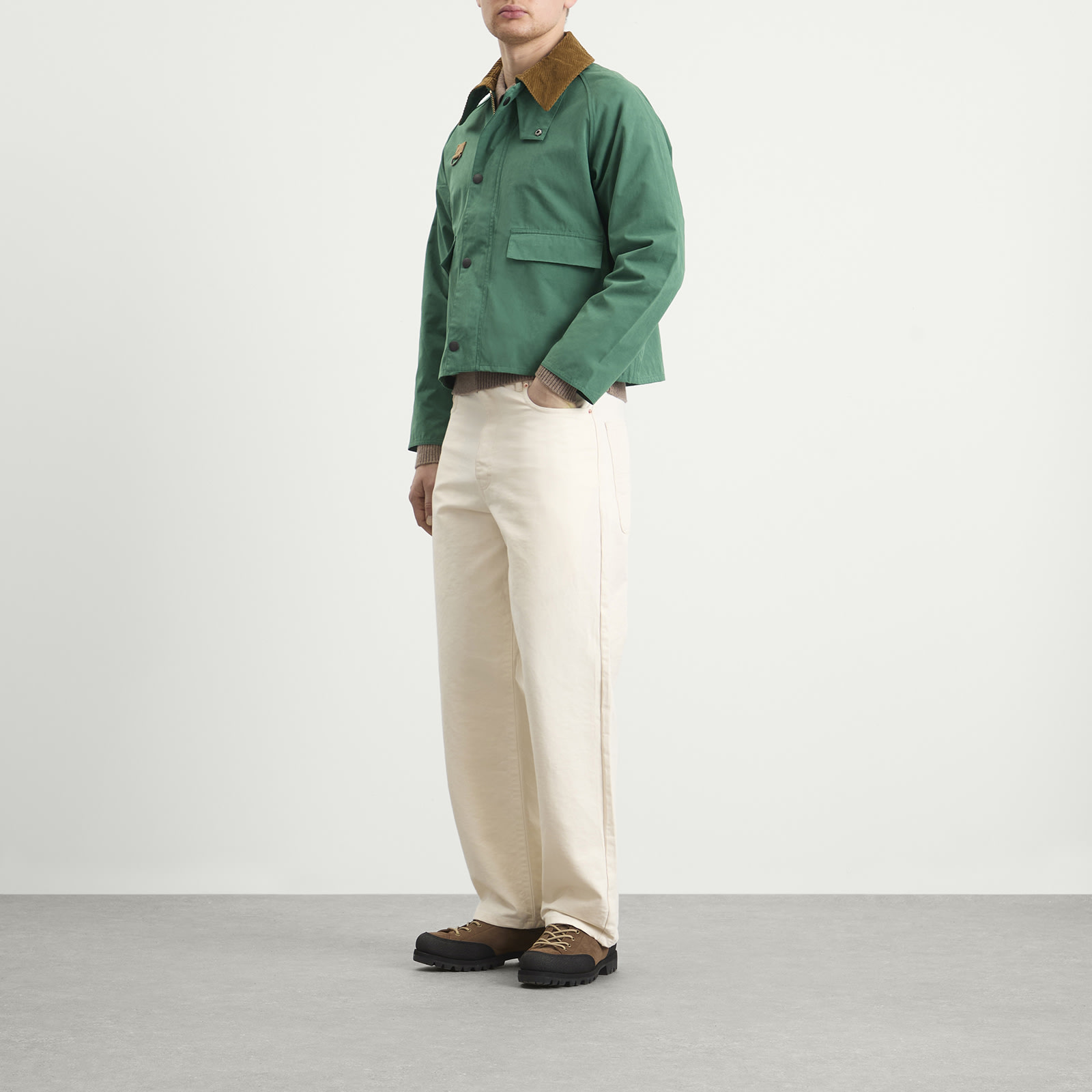 https://media.endclothing.com/media/catalog/product/B/R/BR_MCA0932GN71_m8_1.jpg