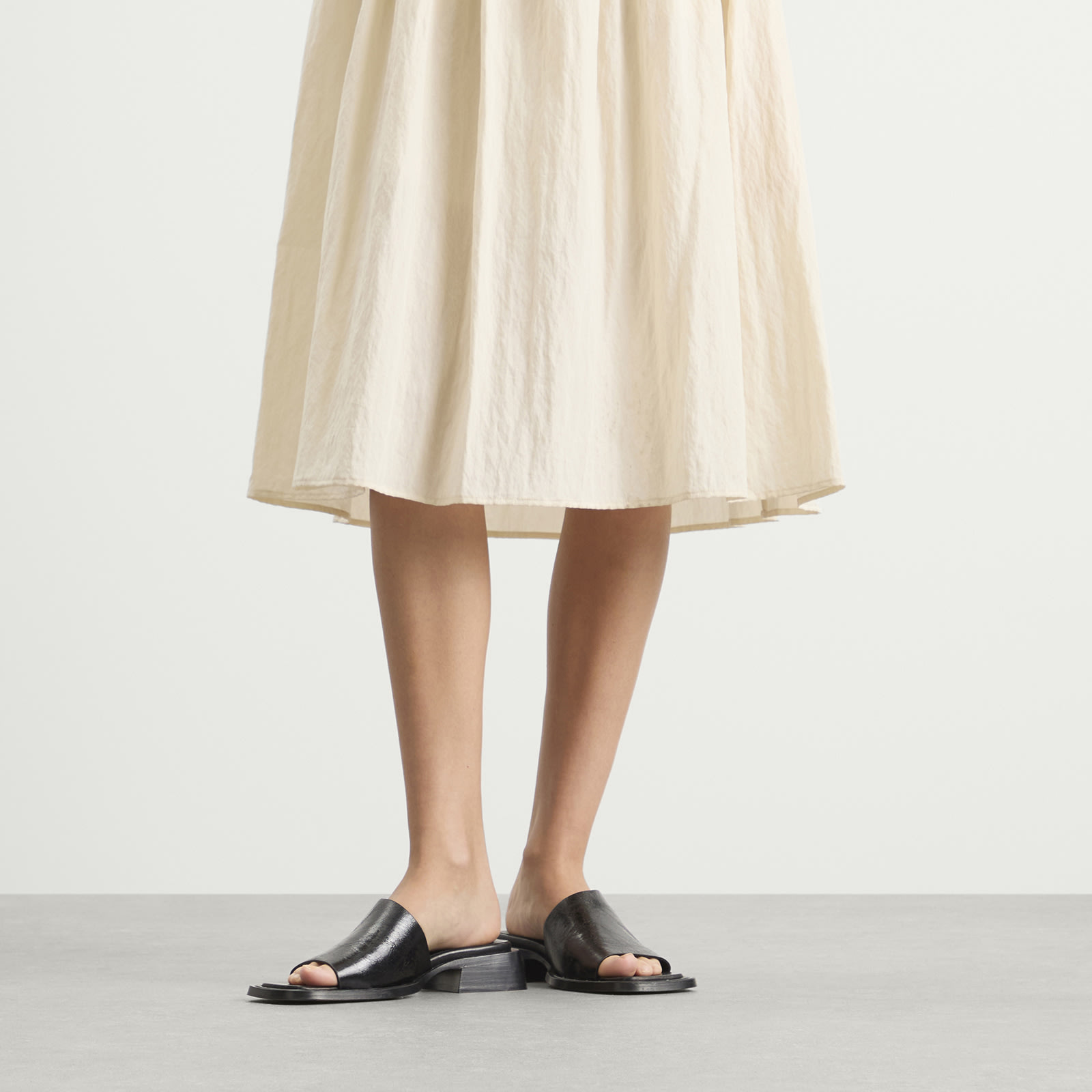 Miista Alendra Asymmetric Sandals — foto 6