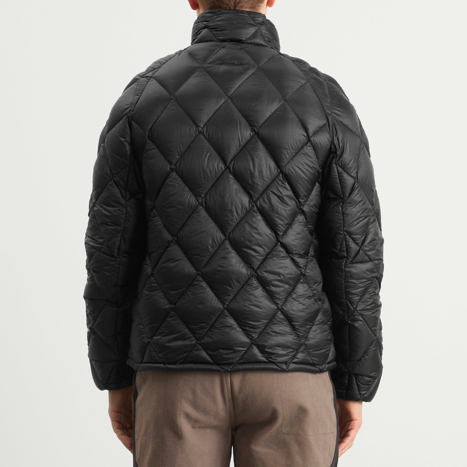 Light Down Jacket | 로아 하이킹 | FETCHING
