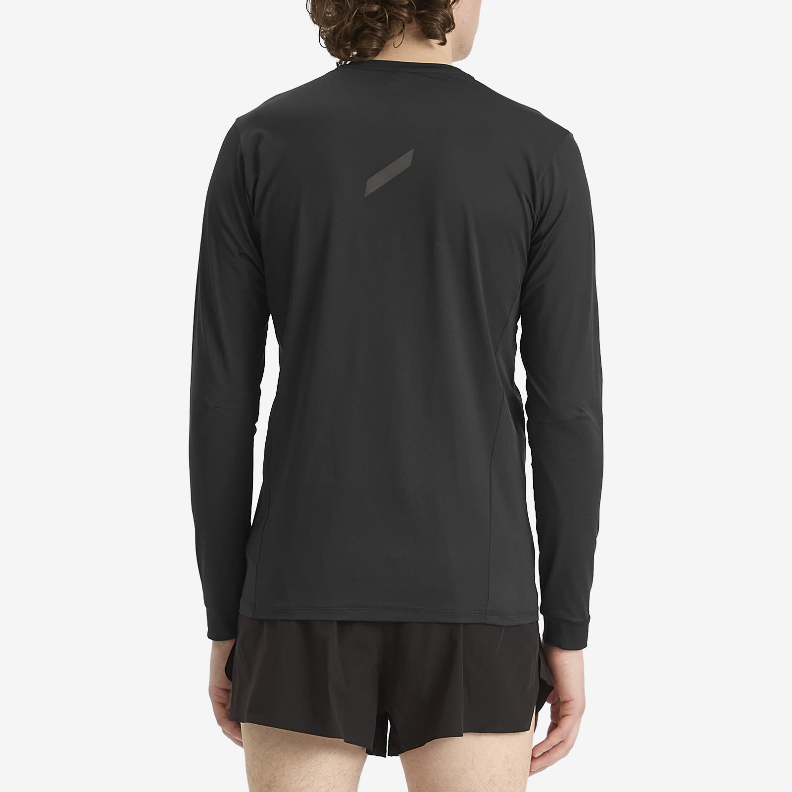 https://media.endclothing.com/media/catalog/product/B/R/BR_SS25-SLS4M-BLK_8_1.jpg