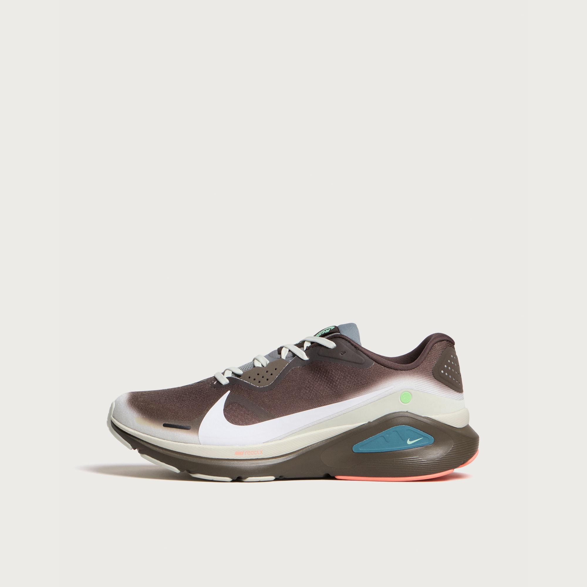 Nike Structure 26 Sneaker