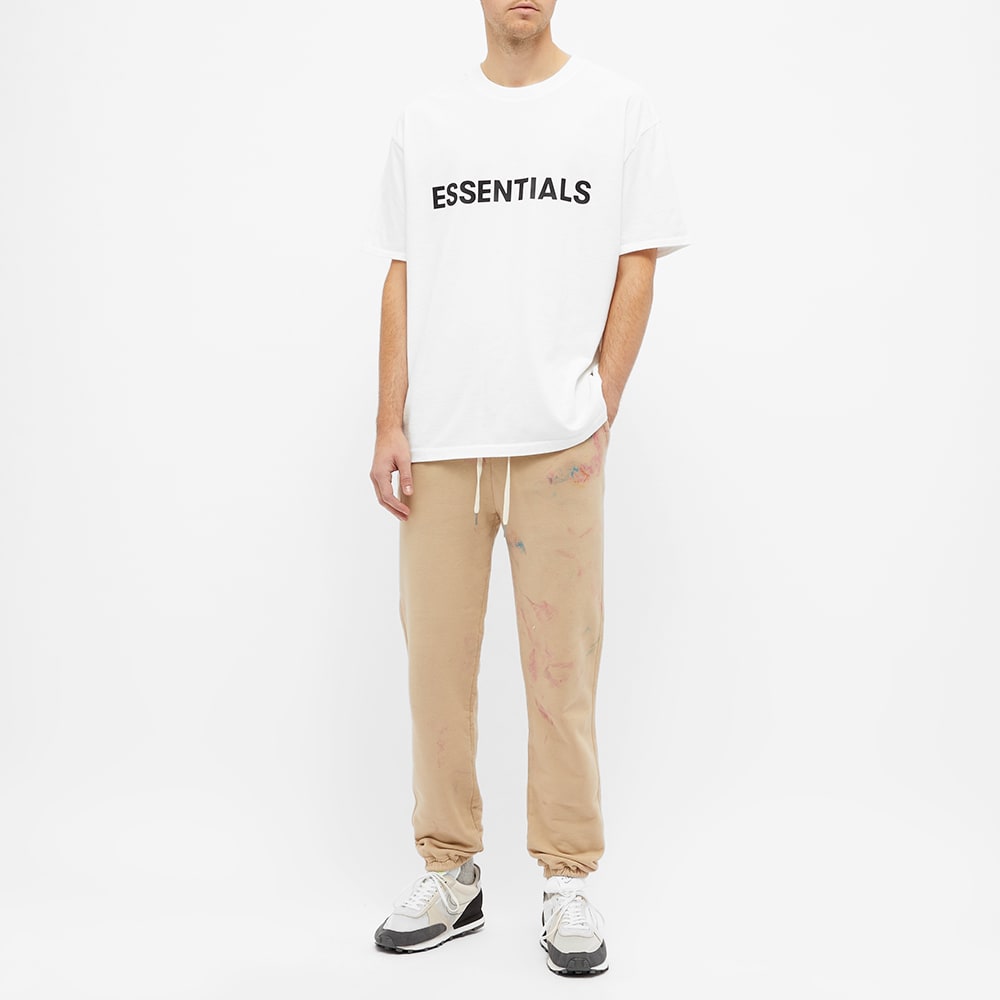 essentials t shirt outfit
