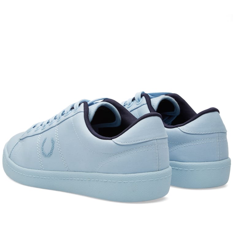 15 04 2016_fredperry_reissuetennisshoe2rainstopsplay_iceblue_sh_3