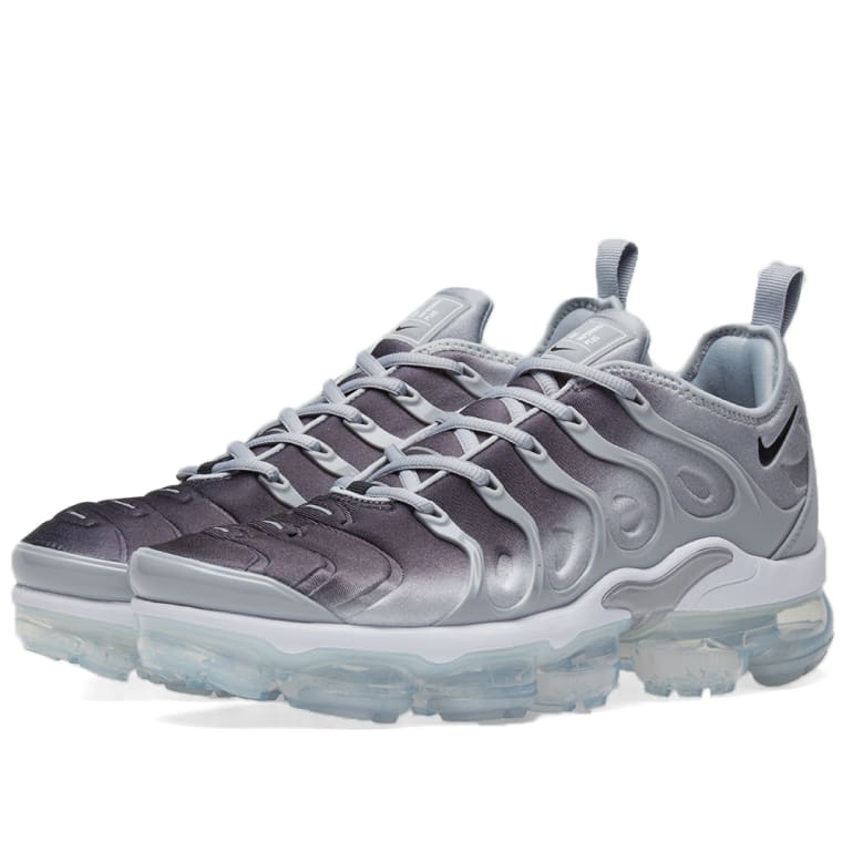 nike air vapormax plus wolf grey nike air vapormax plus wolf grey