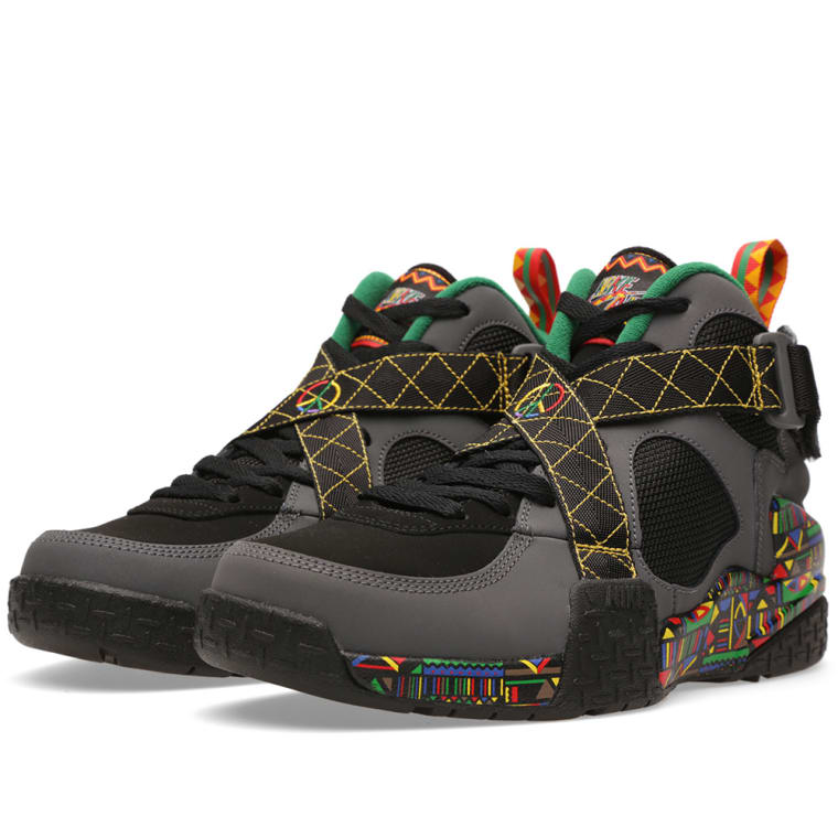 Air raid urban jungle