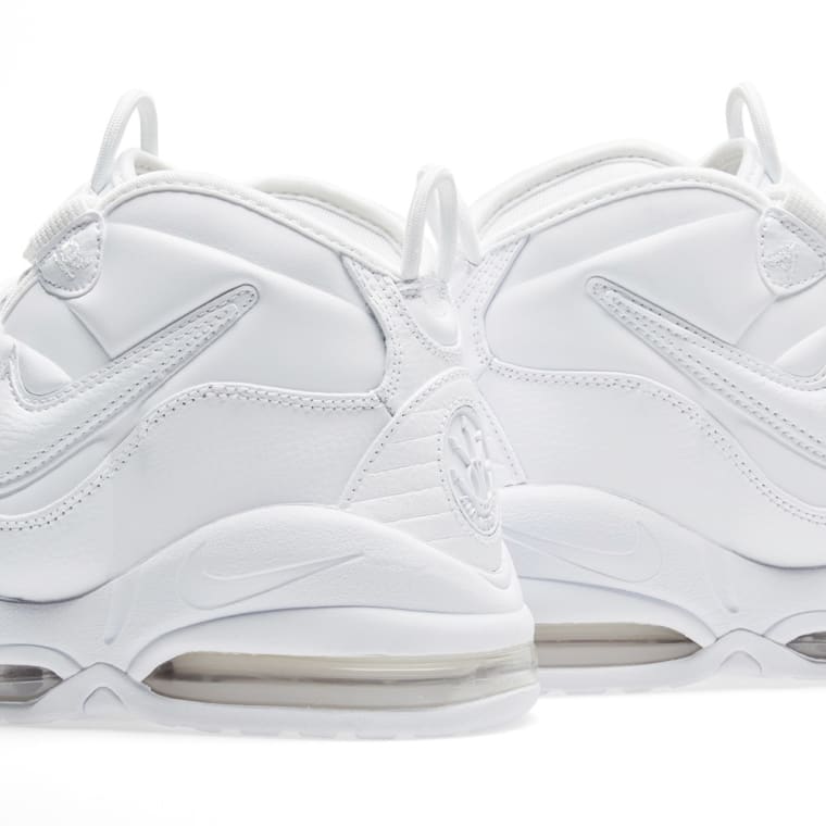 nike uptempo 95 white