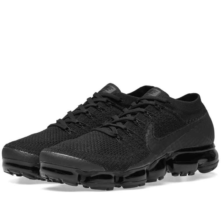 nike air vapormax flyknit triple black nike air vapormax flyknit triple black