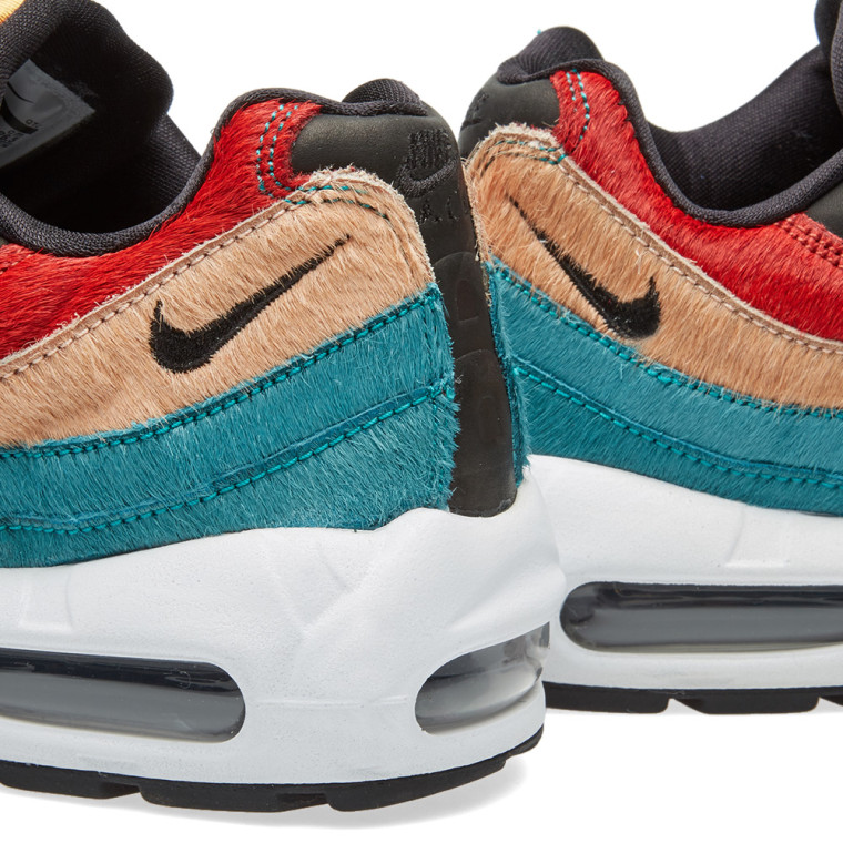 nike w air max 95 premium black & dark cayenne nike w air max 95 premium black & dark cayenne
