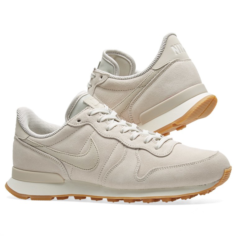 nike internationalist se nike internationalist se