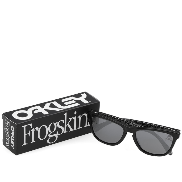oakley skull and crossbones oakley skull and crossbones