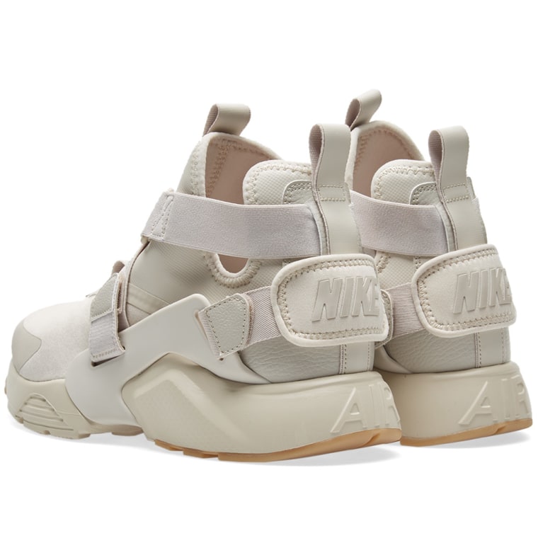 nike air huarache desert sand nike air huarache desert sand