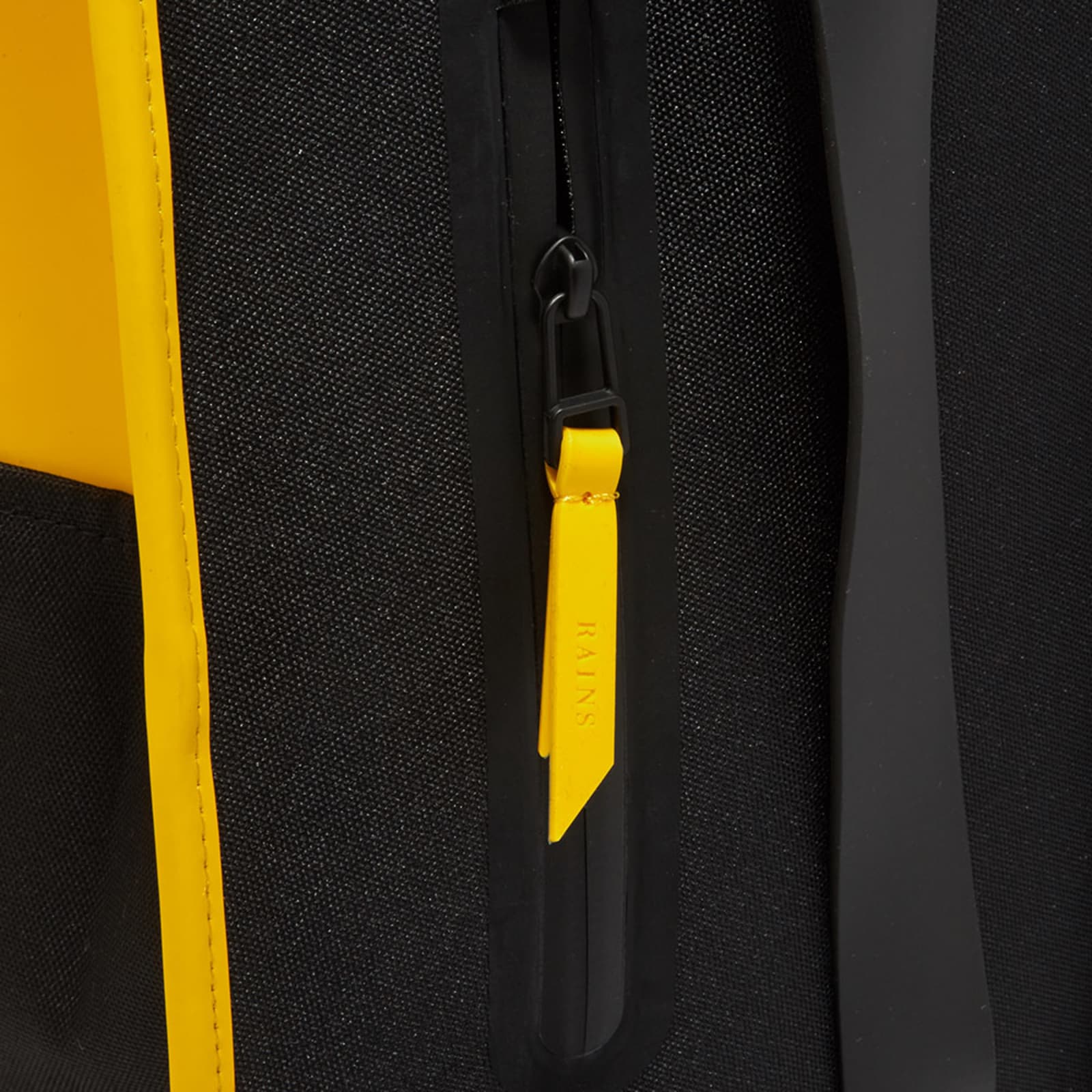 RAINS Backpack Yellow END. (US)