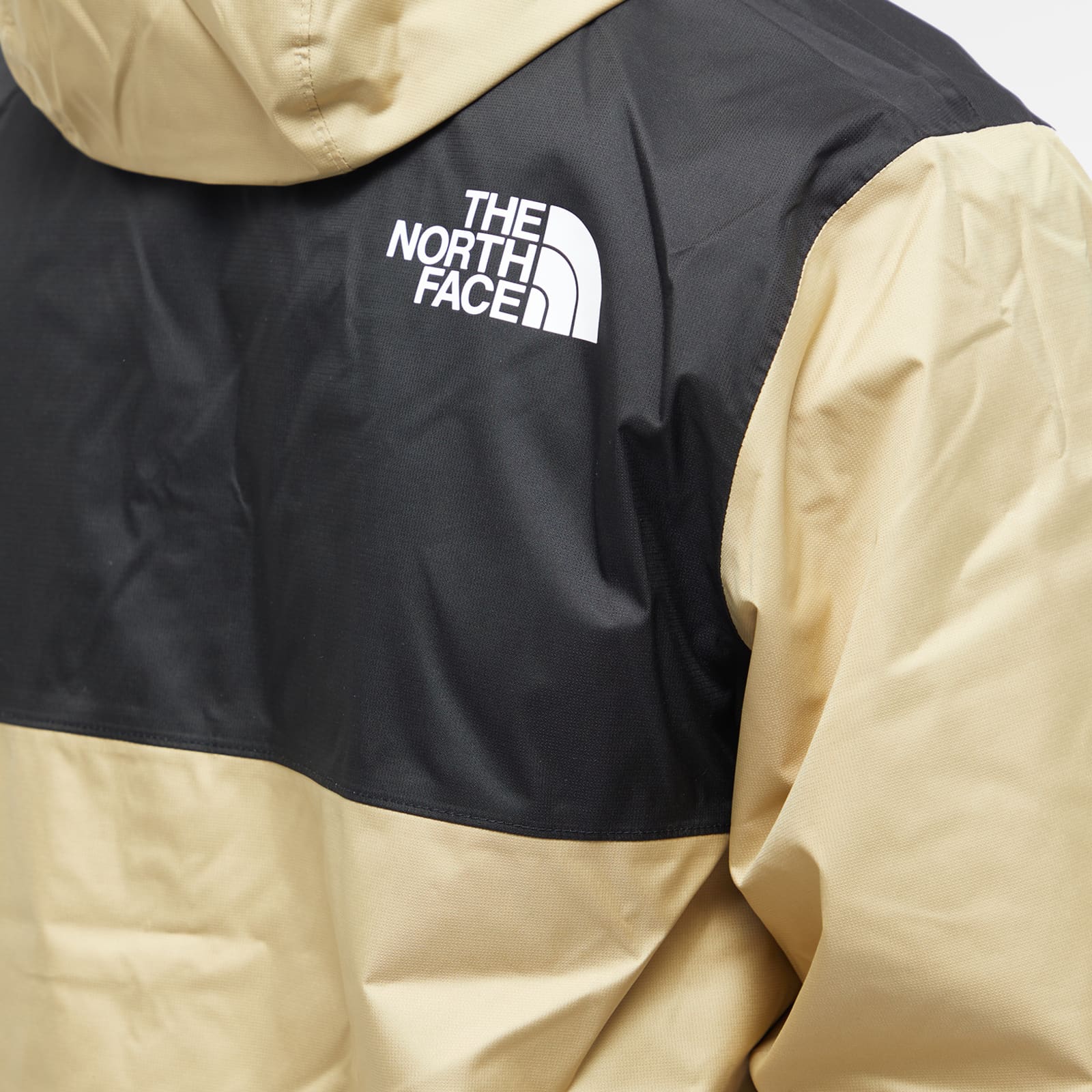 The North Face Mountain Q Jacket Khaki Stone END. (KR)