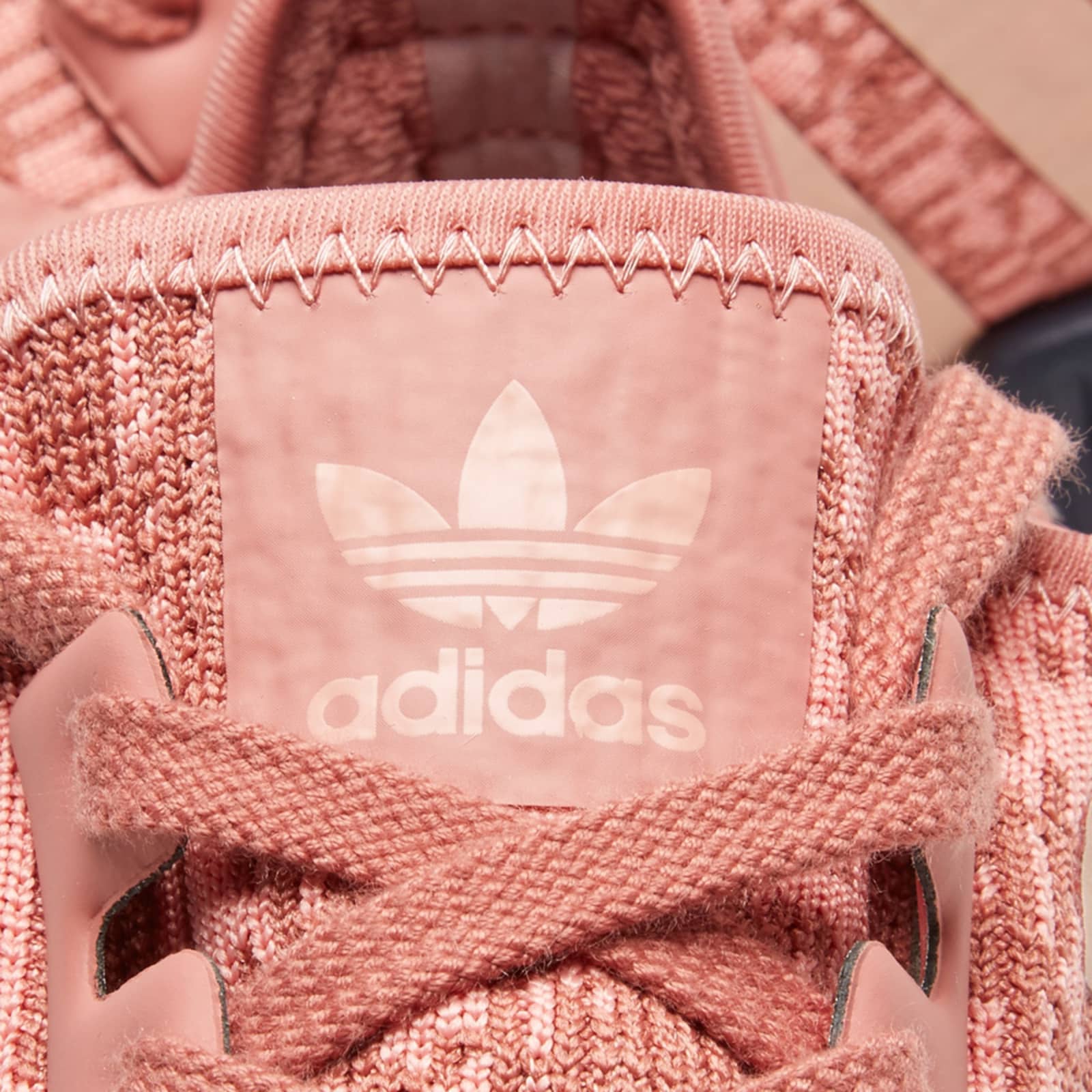 nmd r1 raw pink