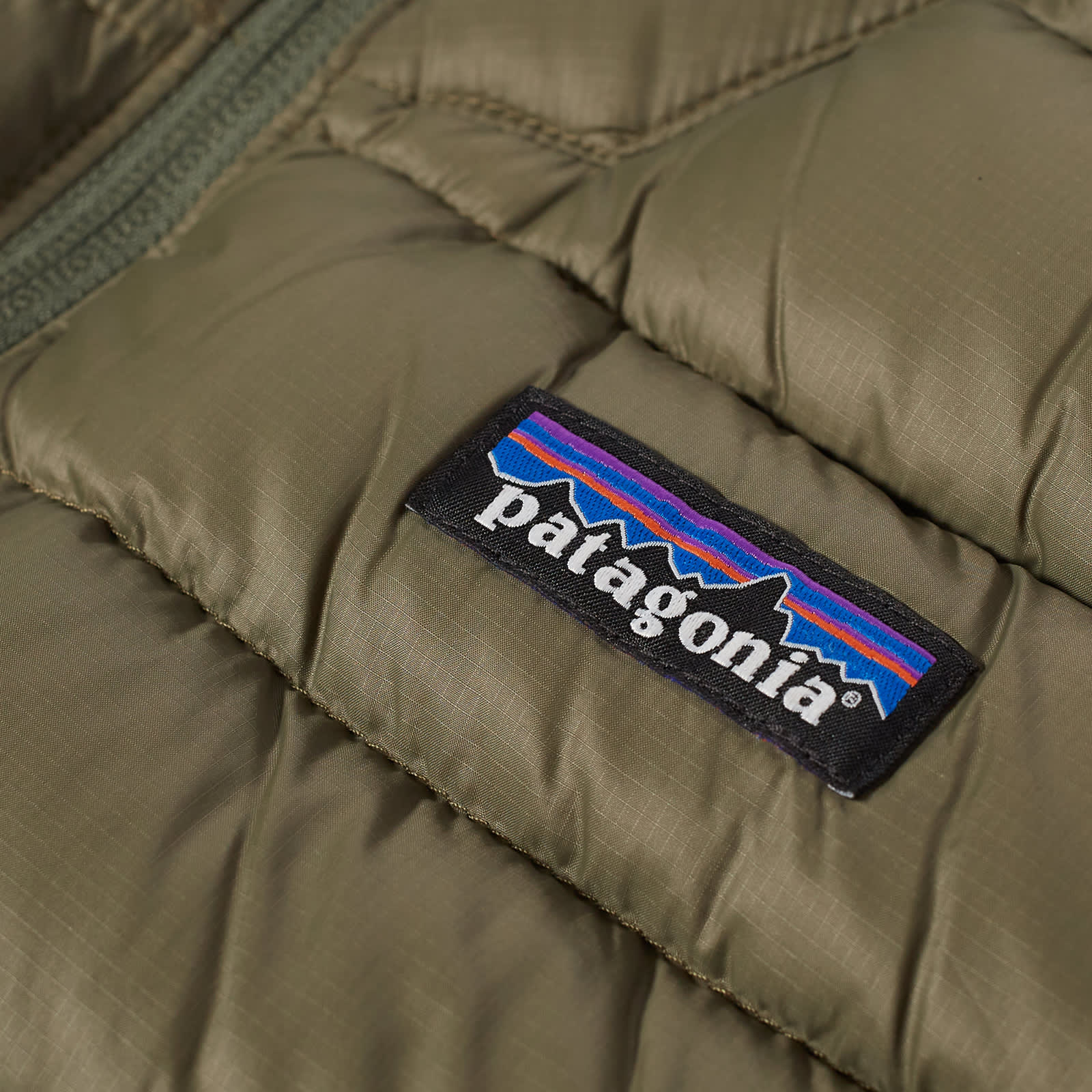 Patagonia Down Sweater Vest Basin Green END. (JP)