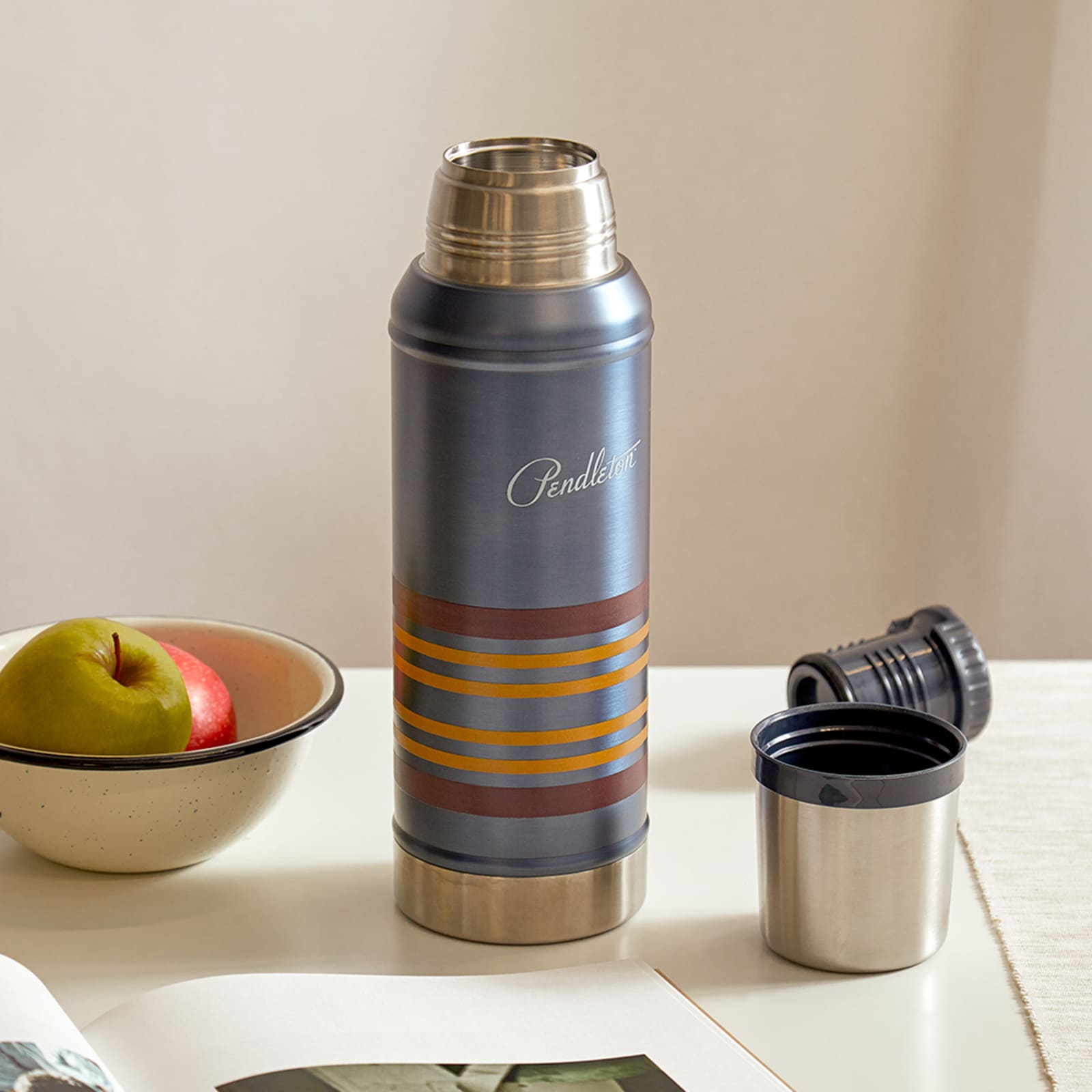 Pendleton x Stanley Classic Insulated Vacuum Flask Blue END. (US)