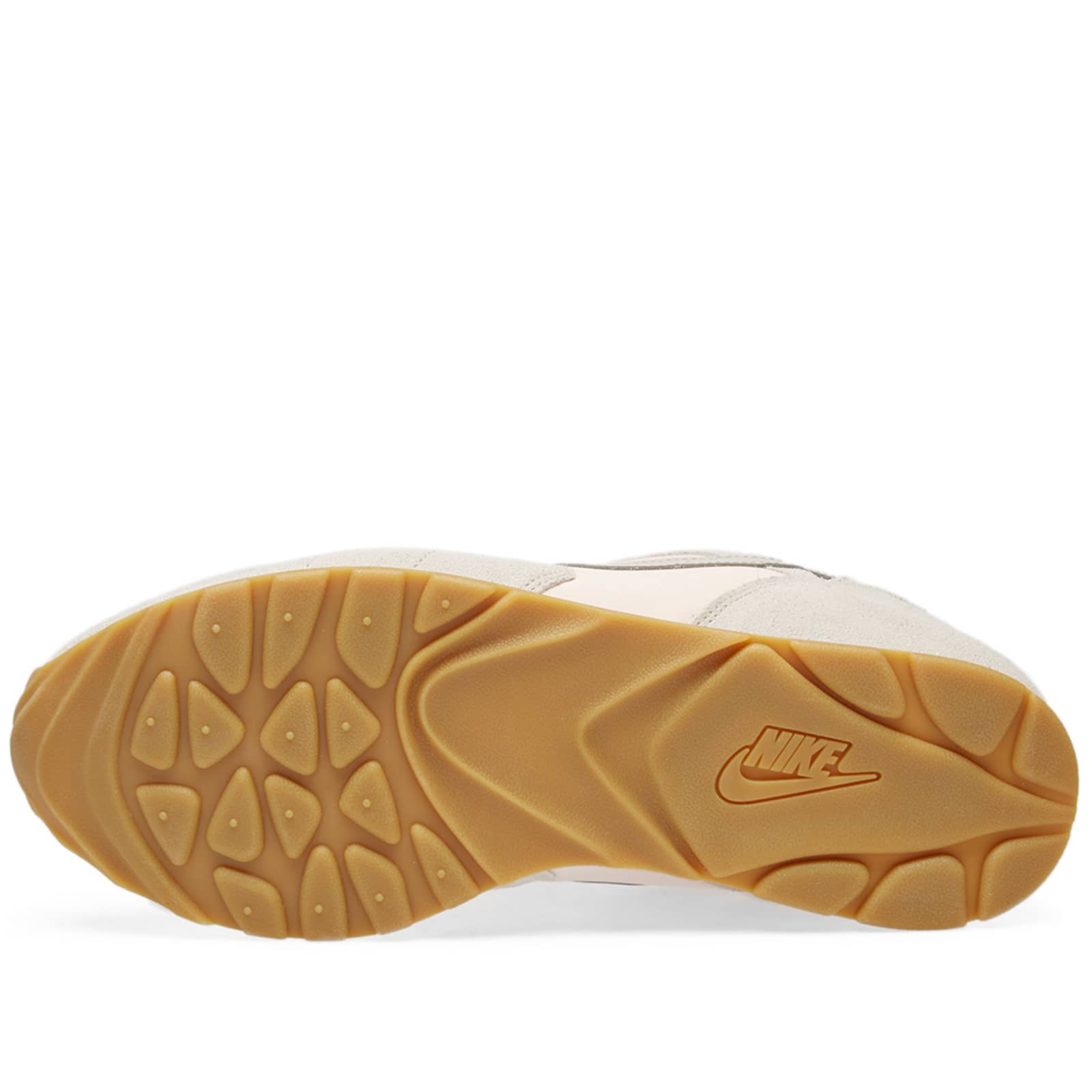 nike sportswear outburst