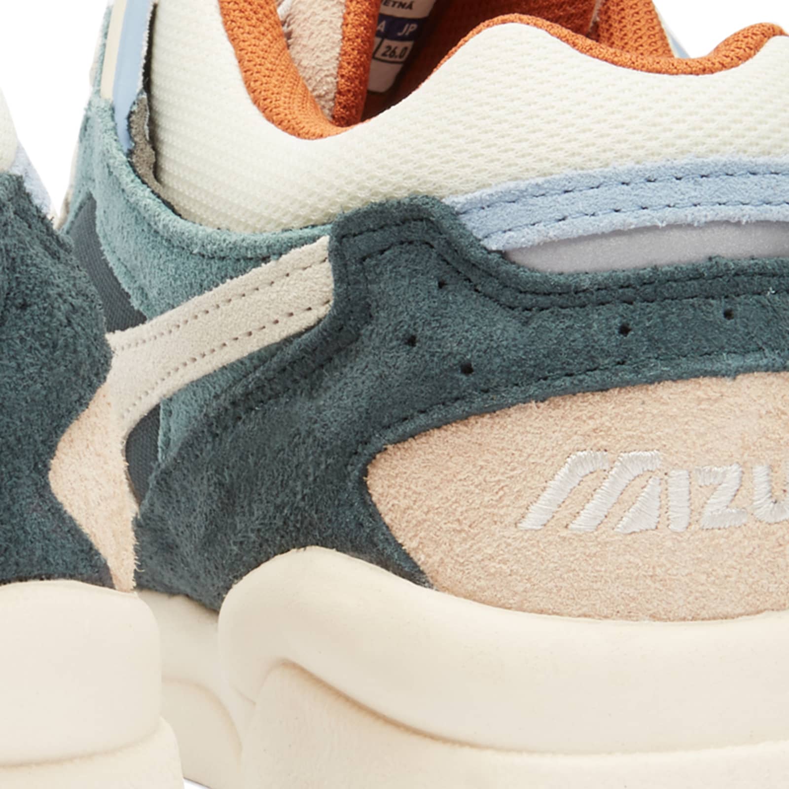 Mizuno Sky Medal 'Premium Pack' Green, White & Ginger | END. (US)