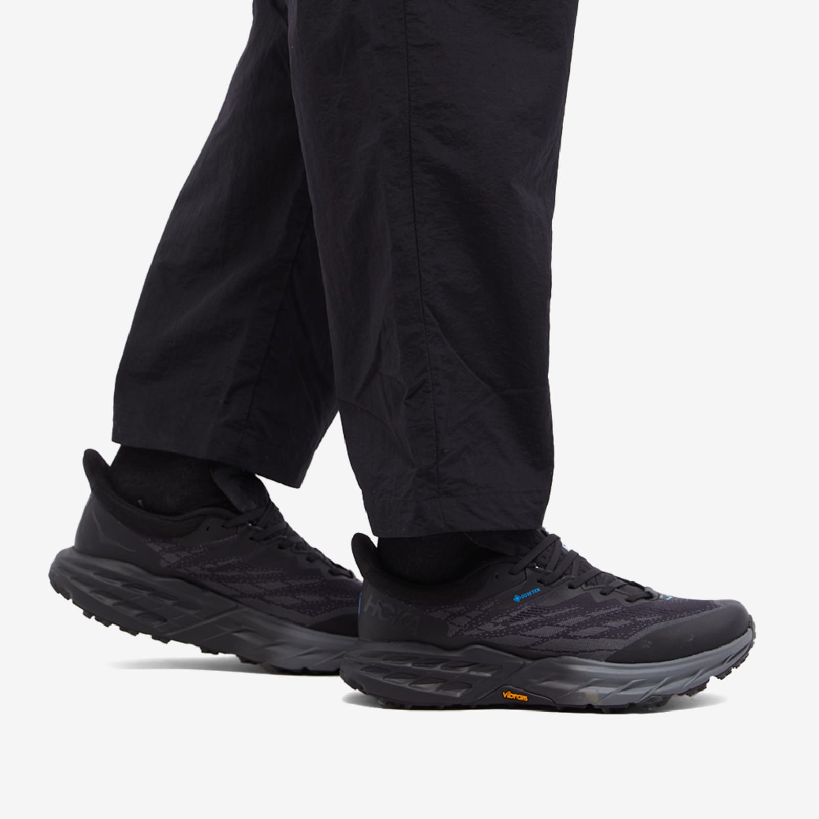 hoka one one speedgoat 5 release date