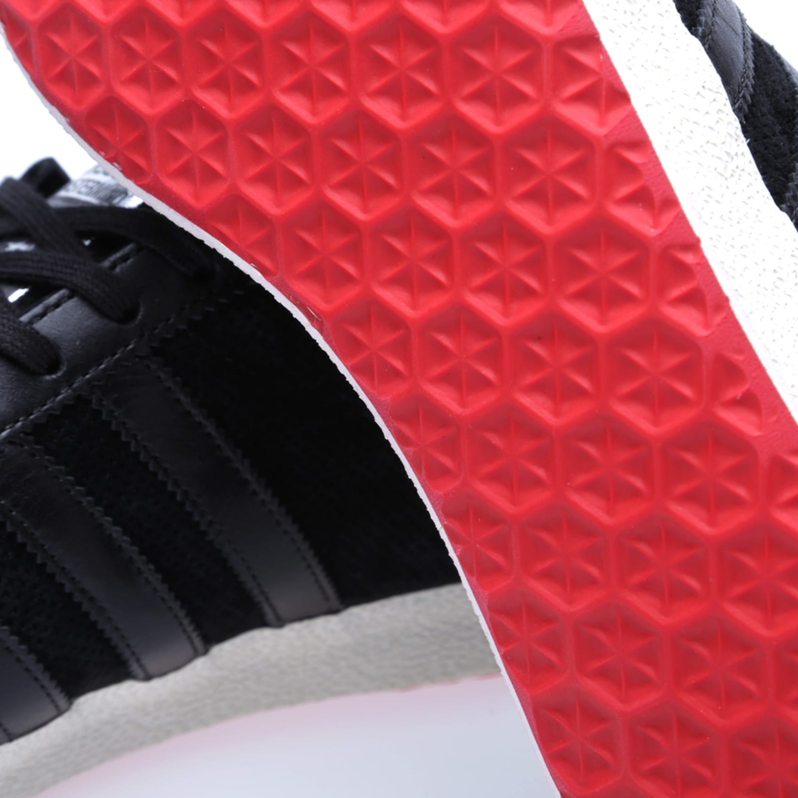 adidas tubular x vs yeezy