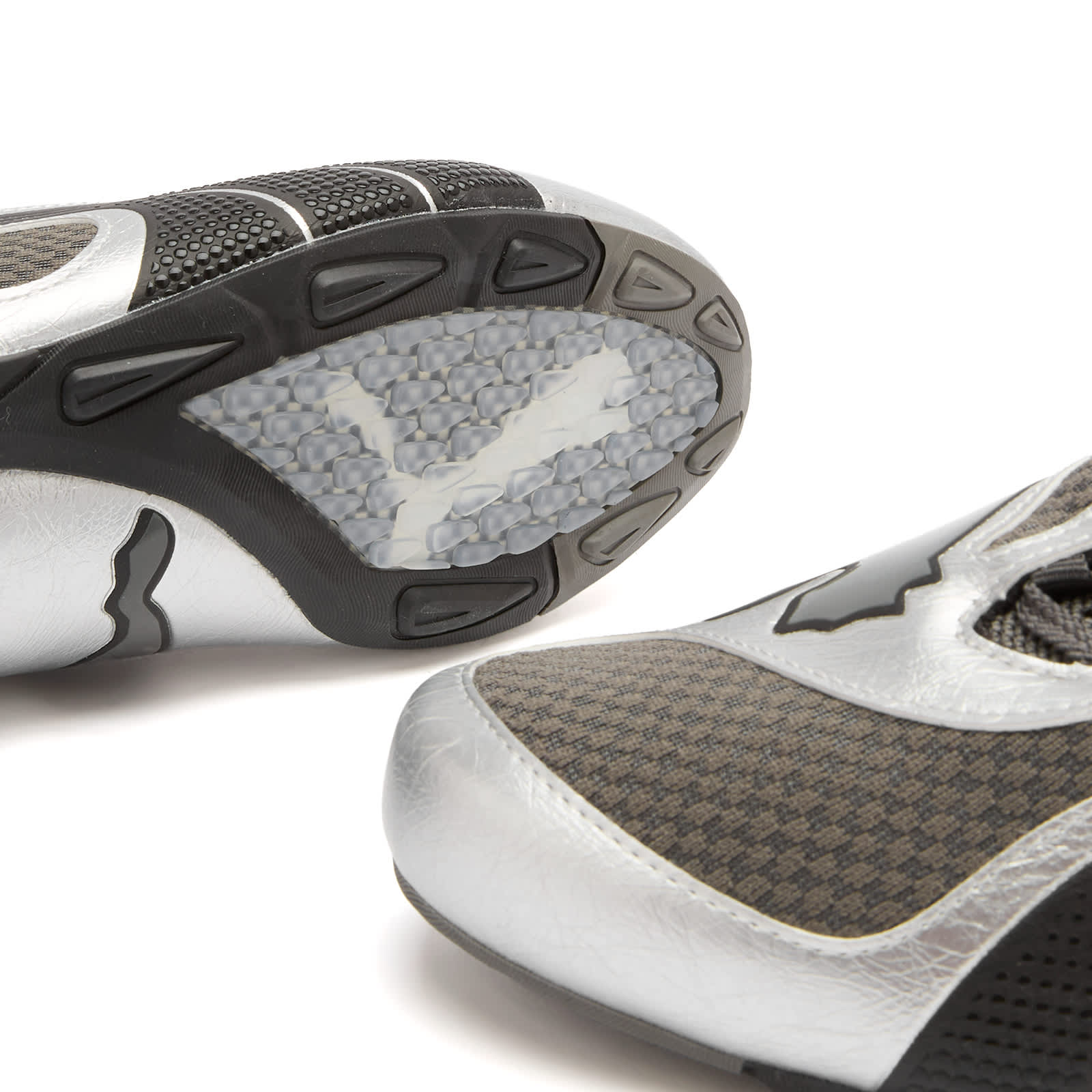 Puma V1.25 Metallic Sneaker