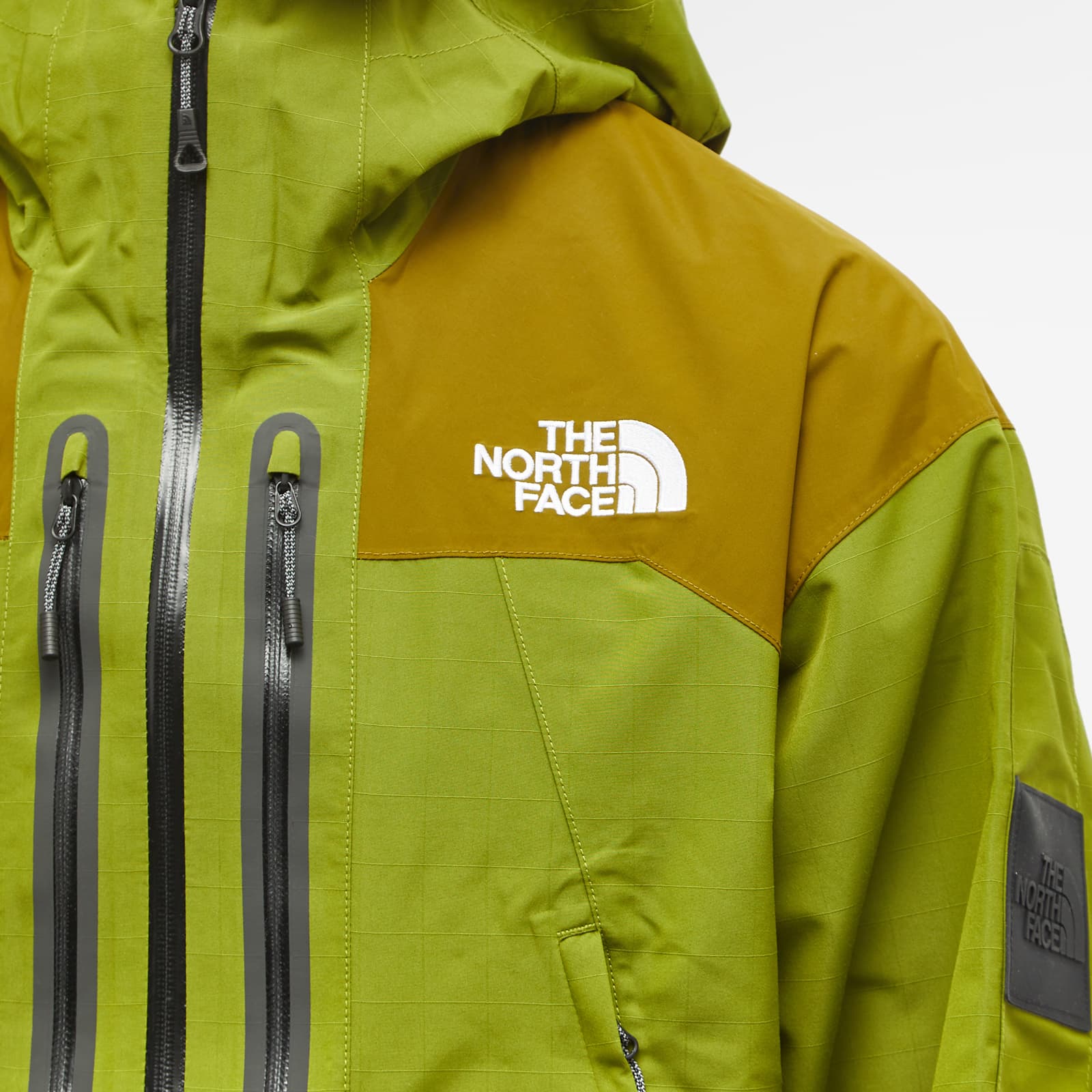 The North Face NSE Transverse 2L DryVent Jacket Calla Green & Fir Green