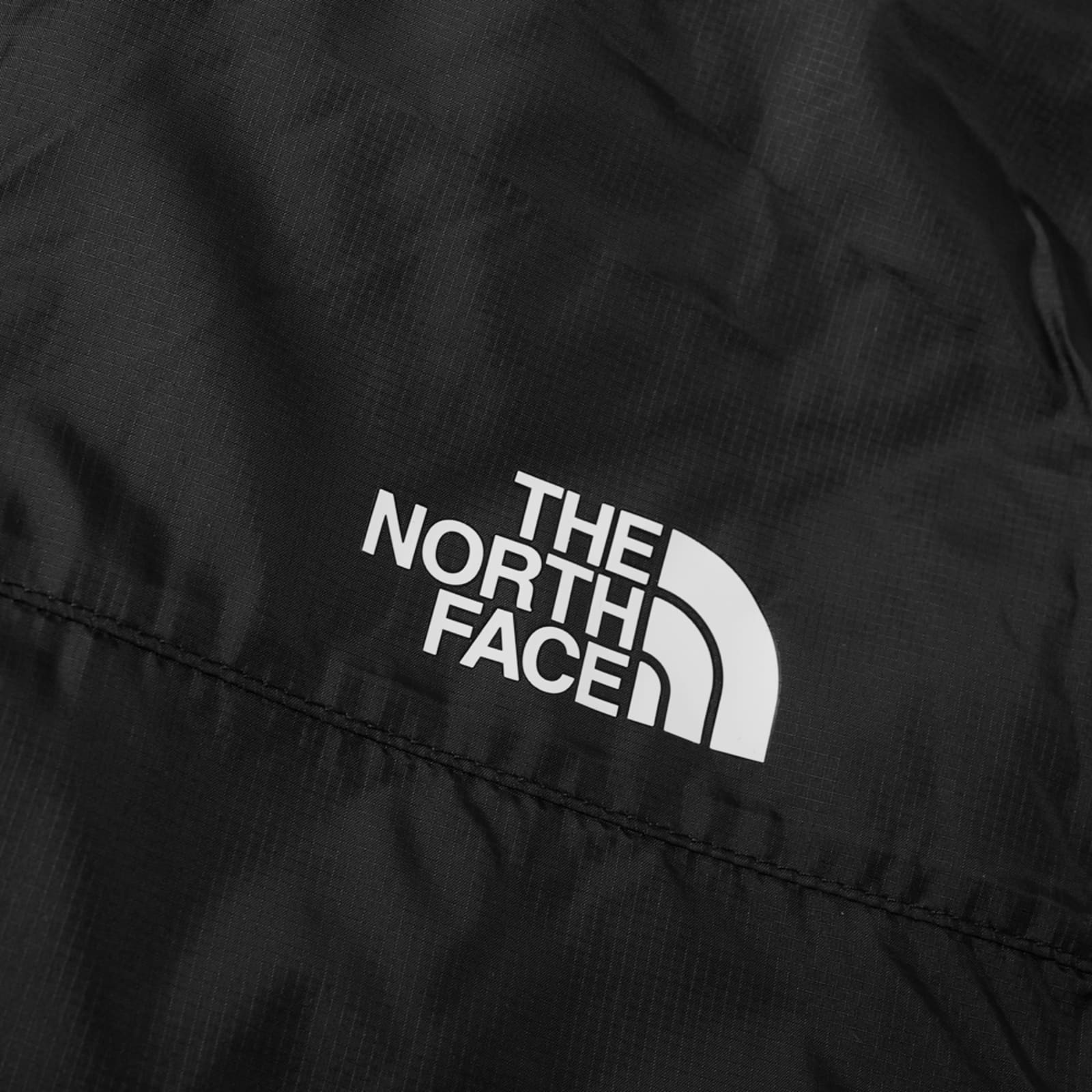 The North Face 1985 Seasonal Mountain Jacket TNF Black & TNF White END.