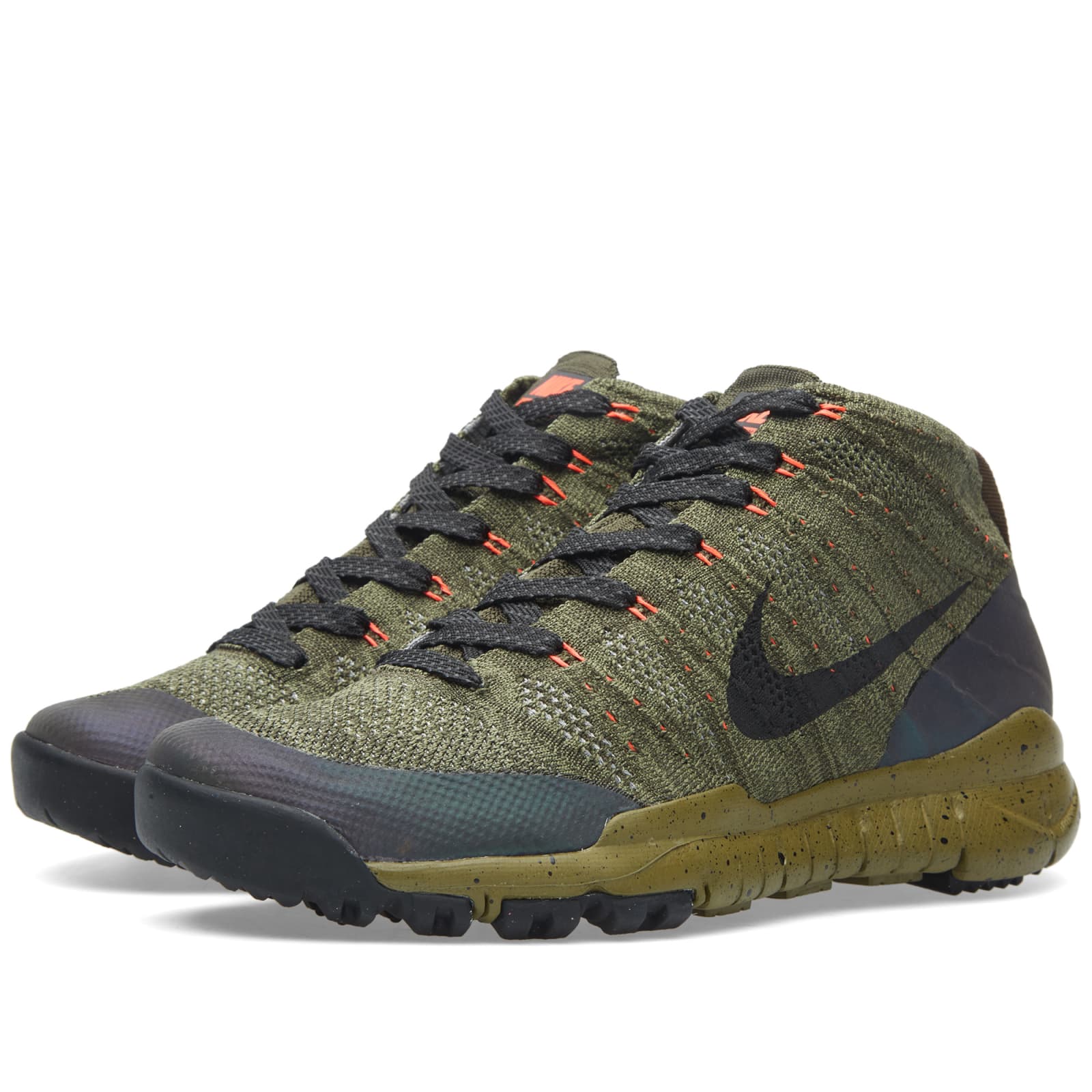 flyknit trainer chukka nike