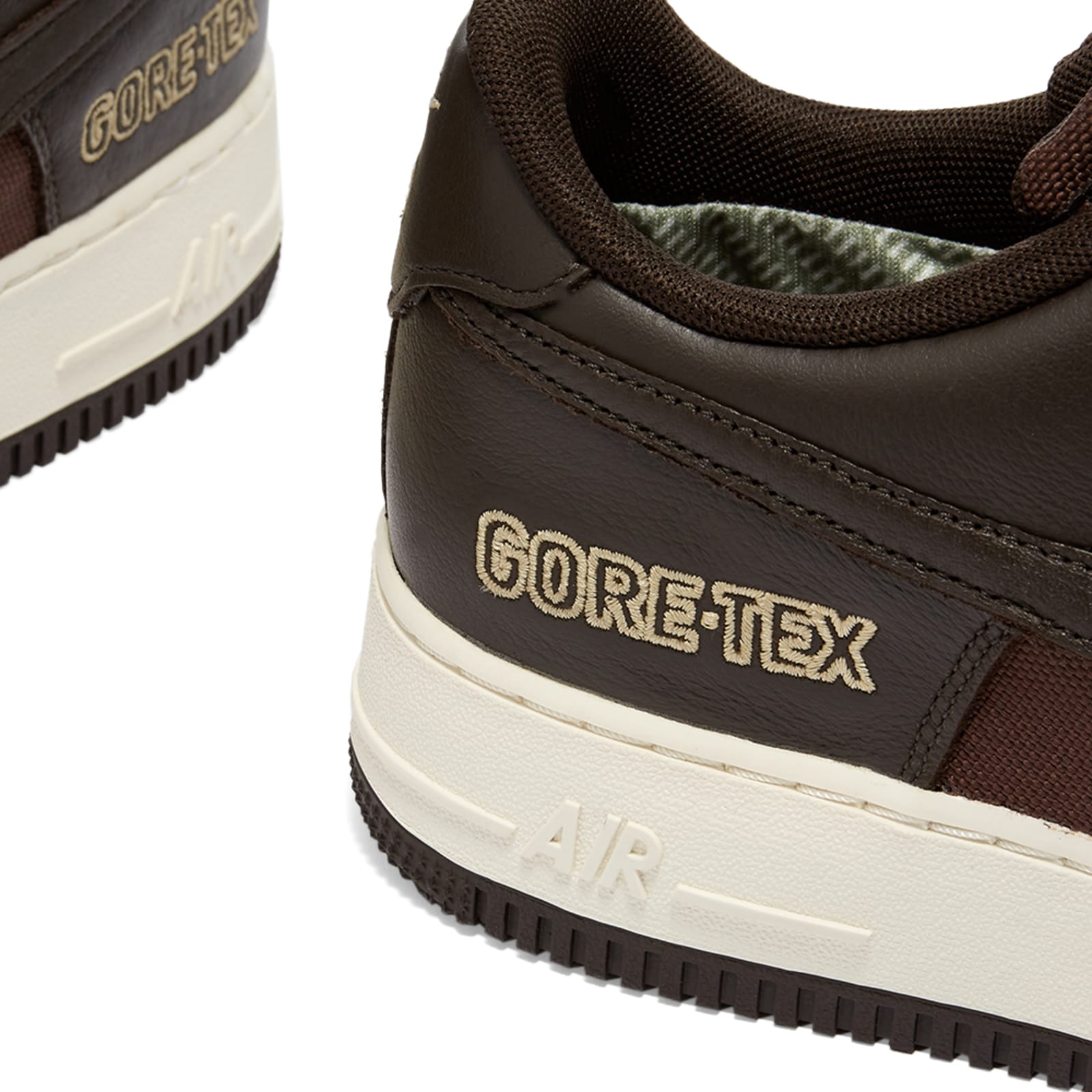 nike air force 1 gtx gold