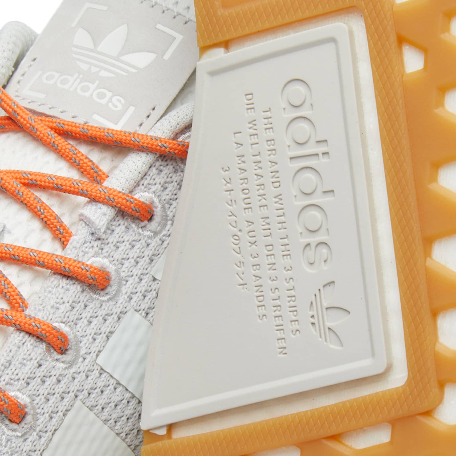 nmd r2 summer white