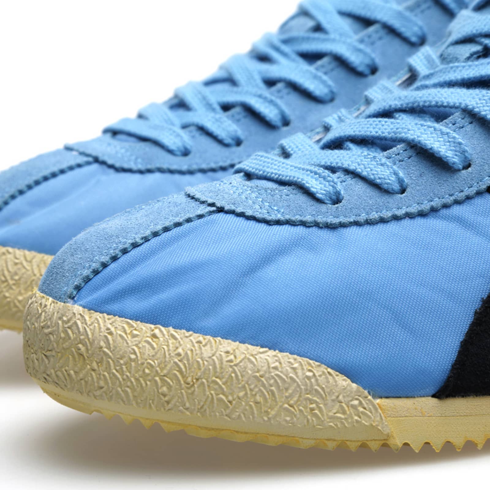 onitsuka corsair black