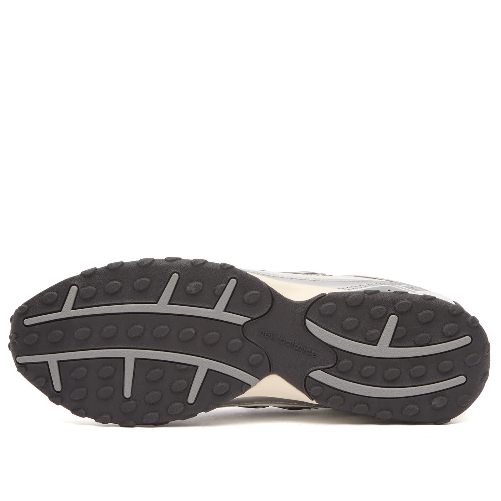 New Balance 204L Sneaker