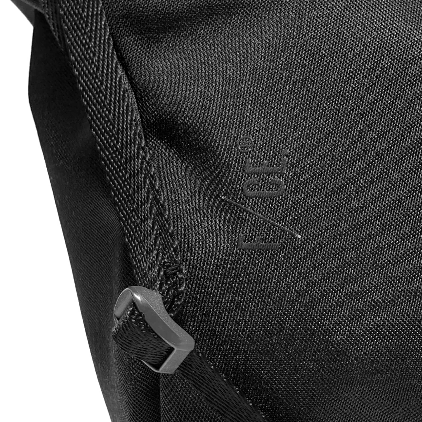 F/CE. Satin Side Bag Black END.