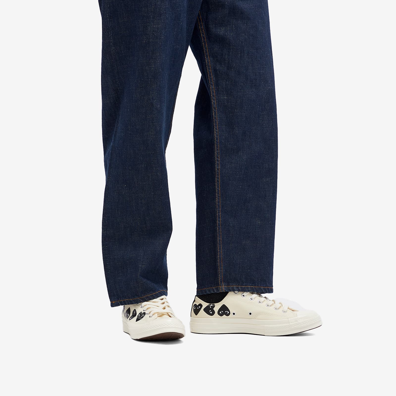 Comme des Garçons Play x Converse Multi Heart Low Sneaker - Beige