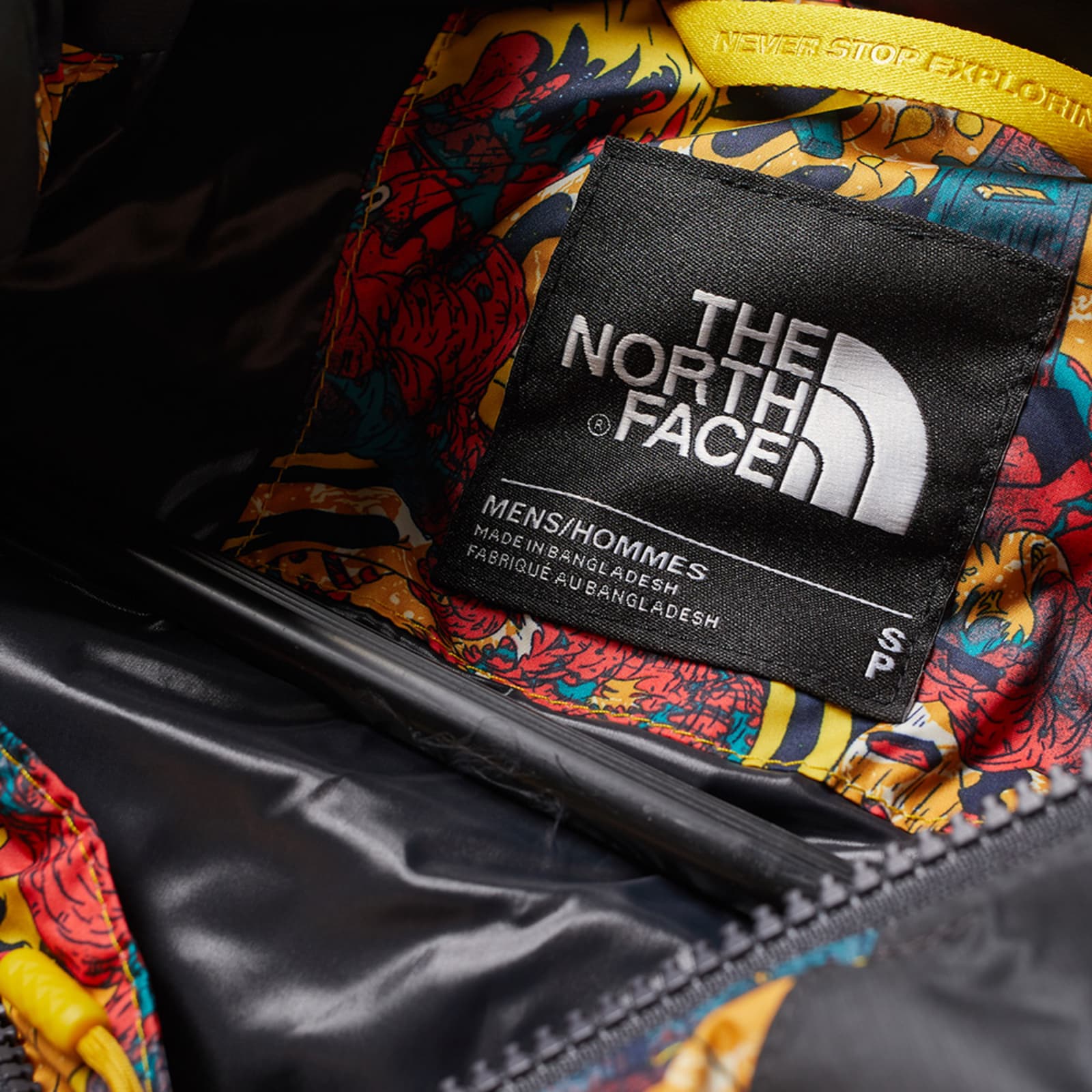 The North Face 1992 Nuptse Jacket Leopard Yellow Genesis Print END.