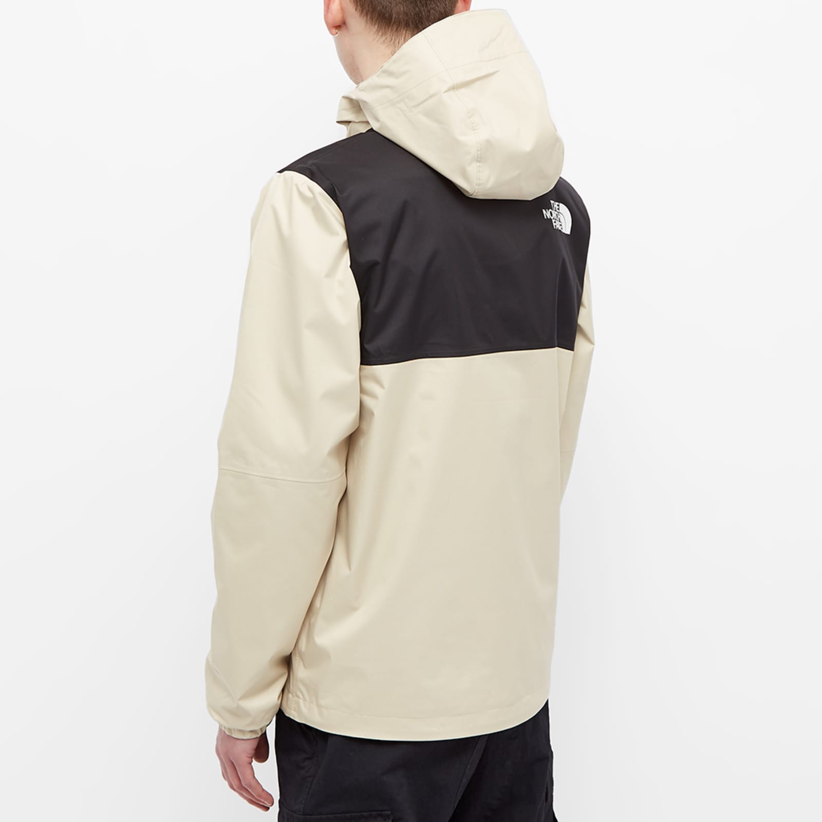 The North Face New Mountain Q Jacket Gravel END. (AR)