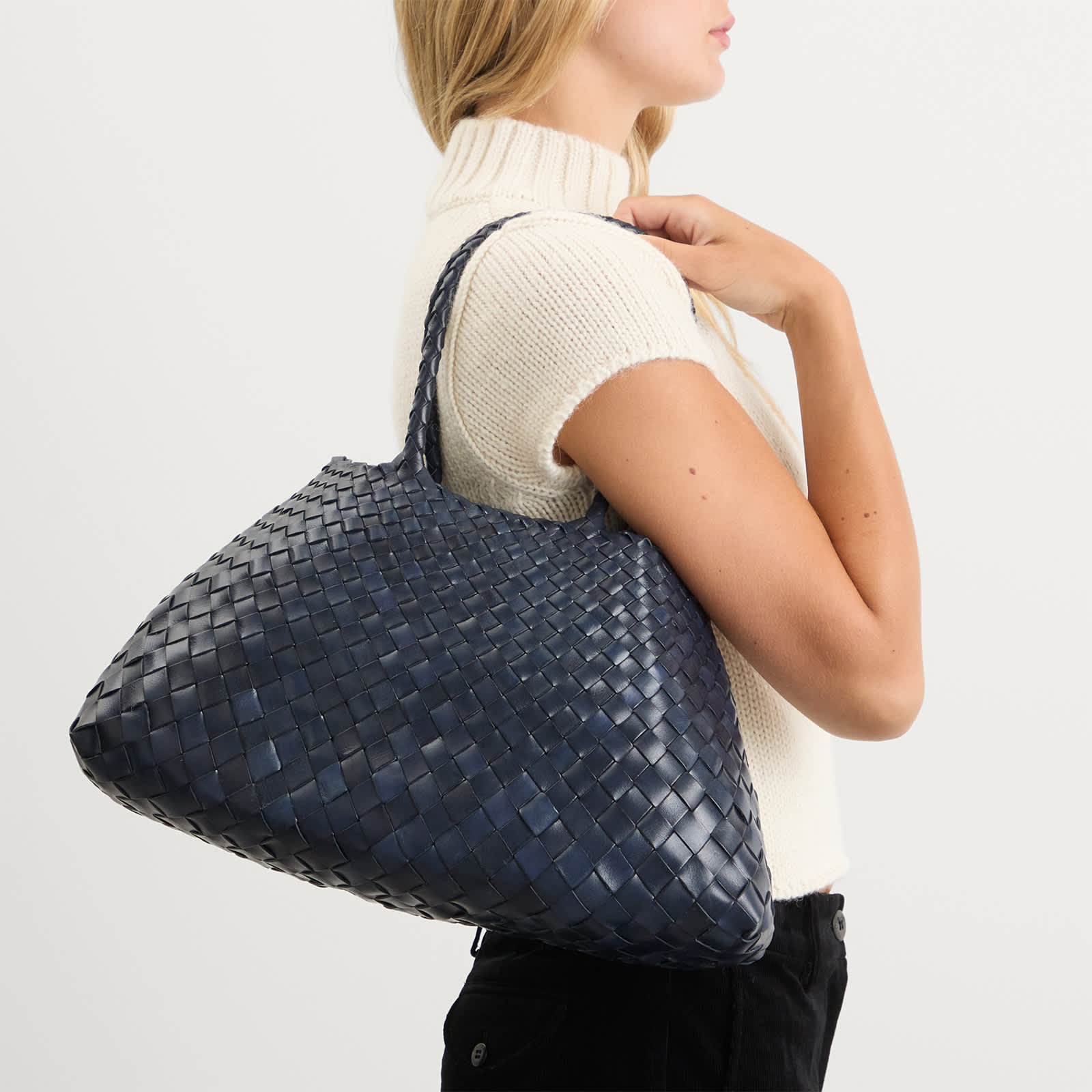 Dragon Diffusion Santa Croce Large Presented by END. - Indigo