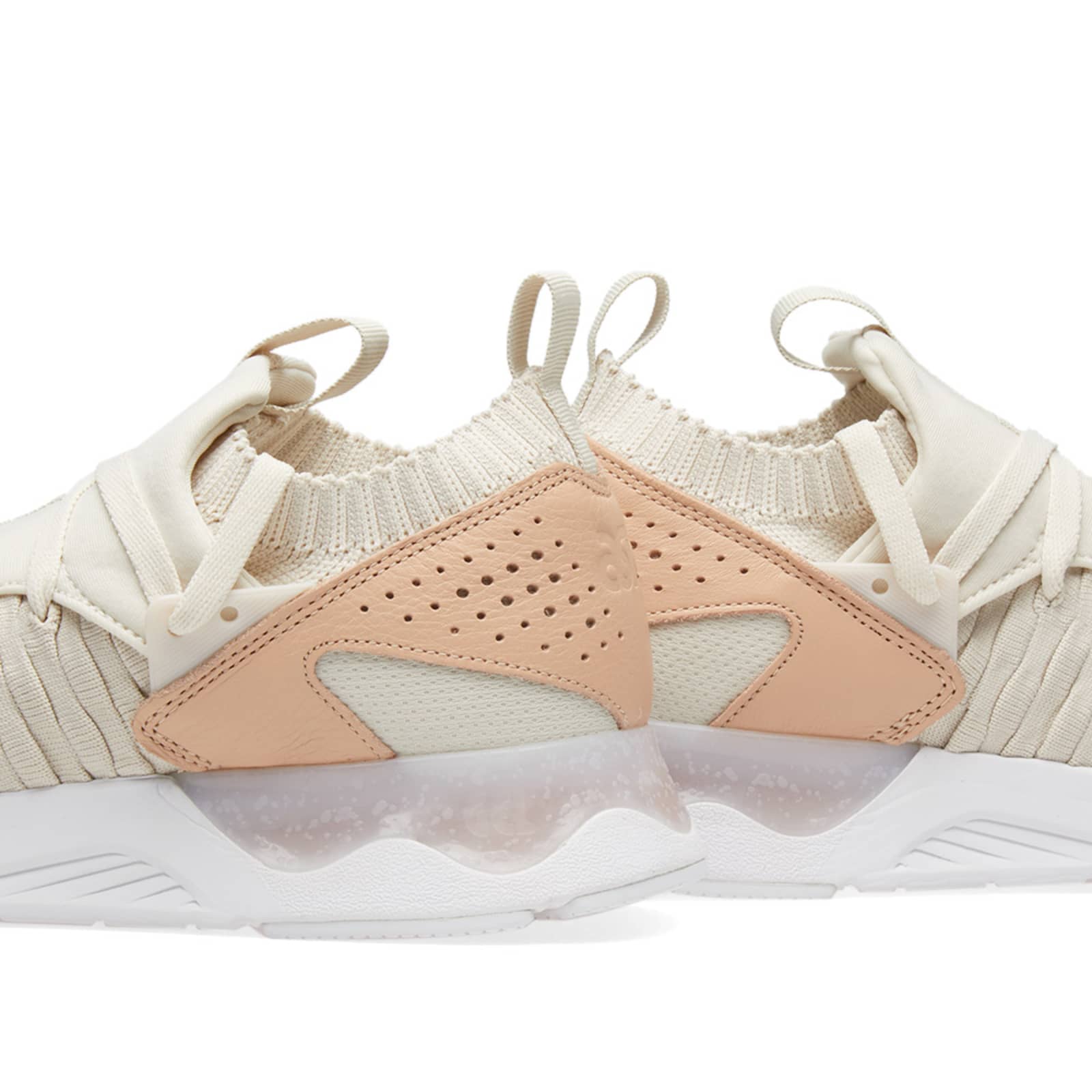 asics gel surveyor 3