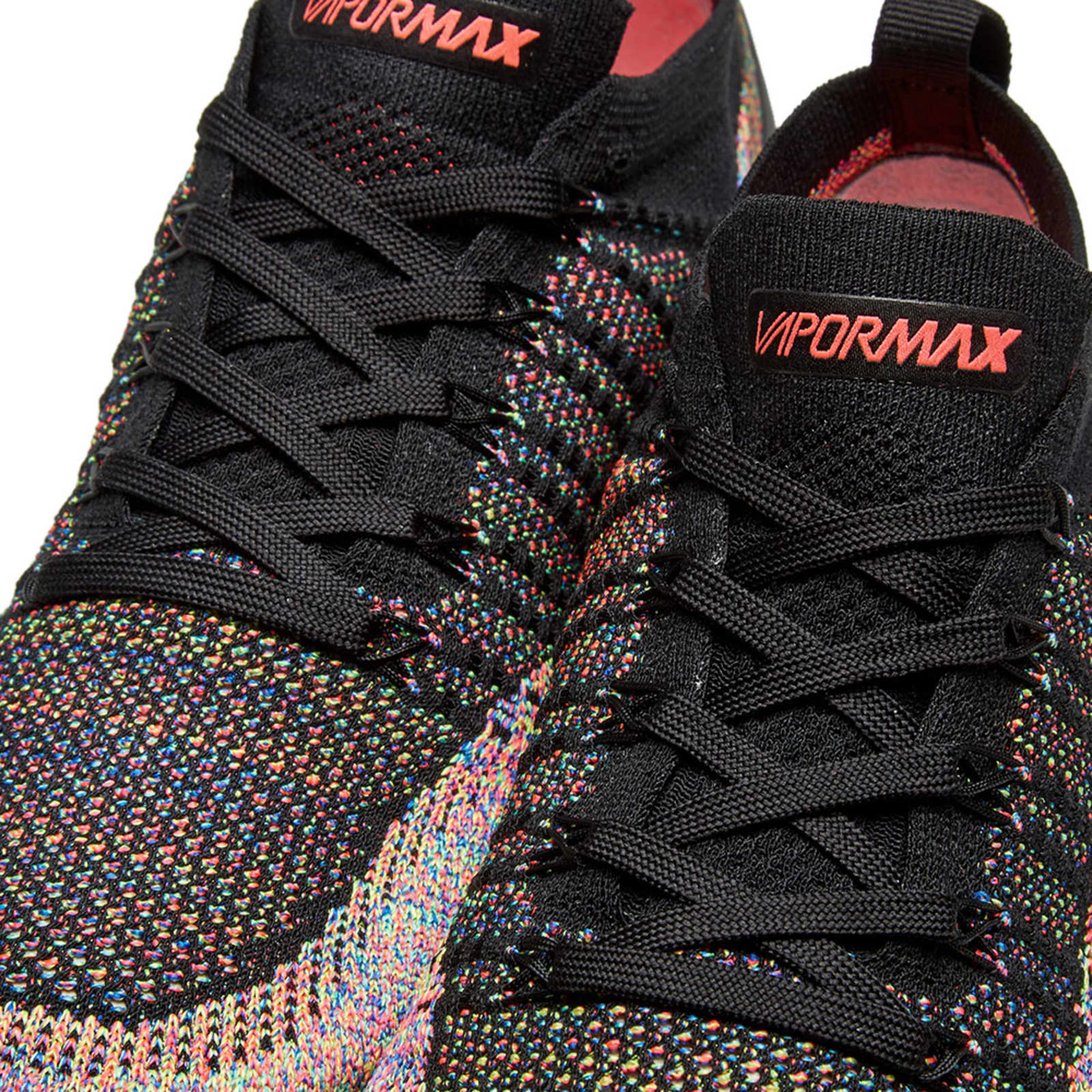 vapormax flyknit 2 black and pink